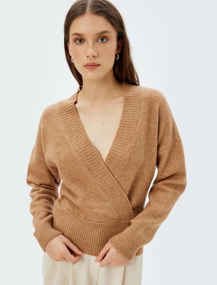  Uzun Kollu Kruvaze V Yaka Triko Kazak