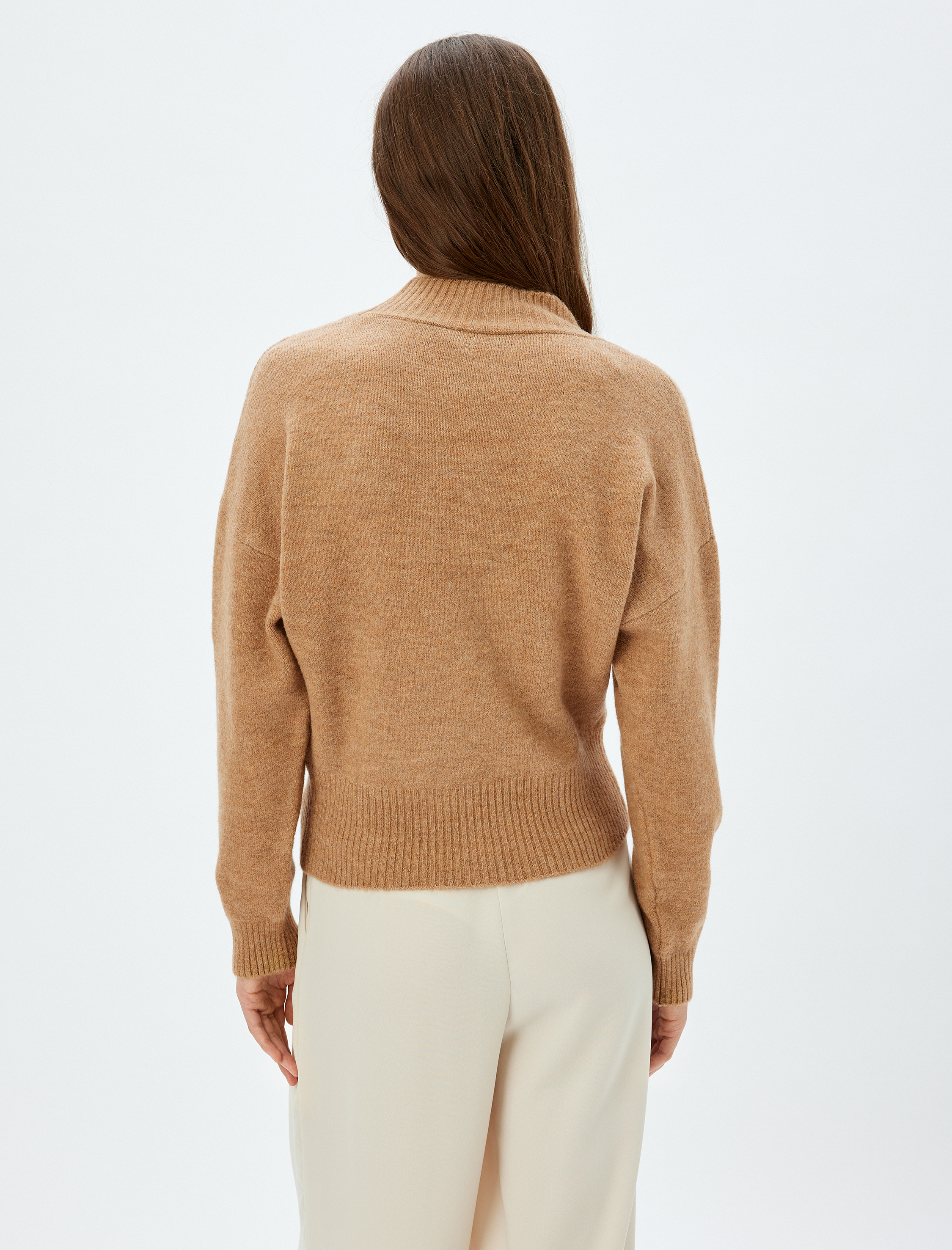   Uzun Kollu Kruvaze V Yaka Triko Kazak