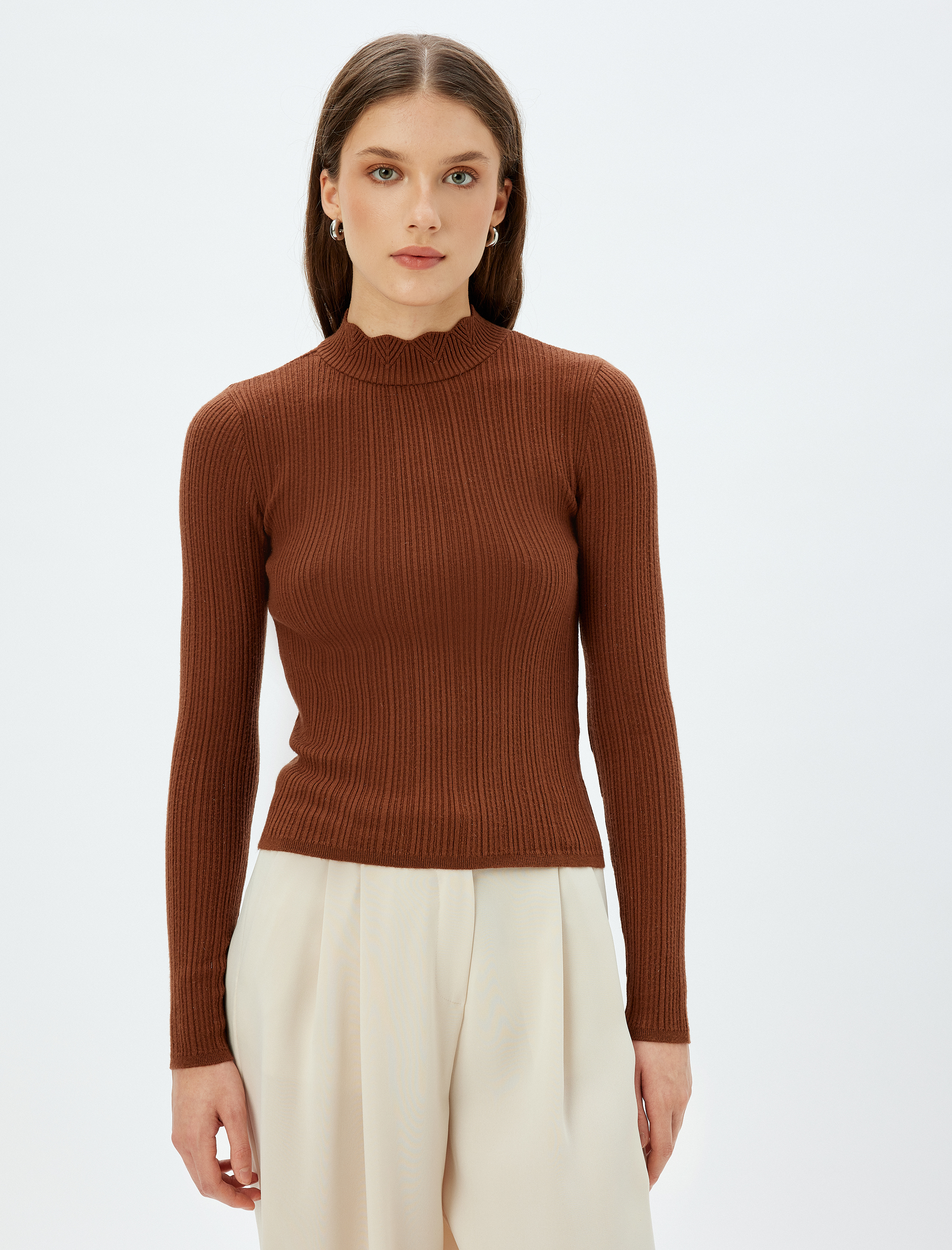 Triko Kazak Slim Fit Hafif Dik Yaka Uzun Kollu