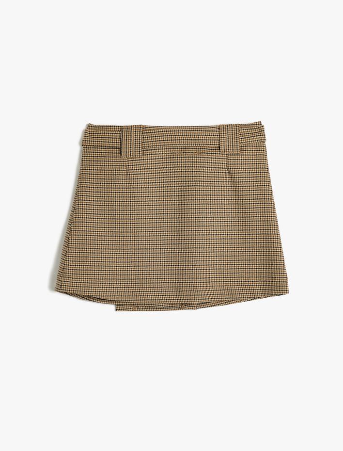 Kız Çocuk Kemerli Toka Detaylı Etek