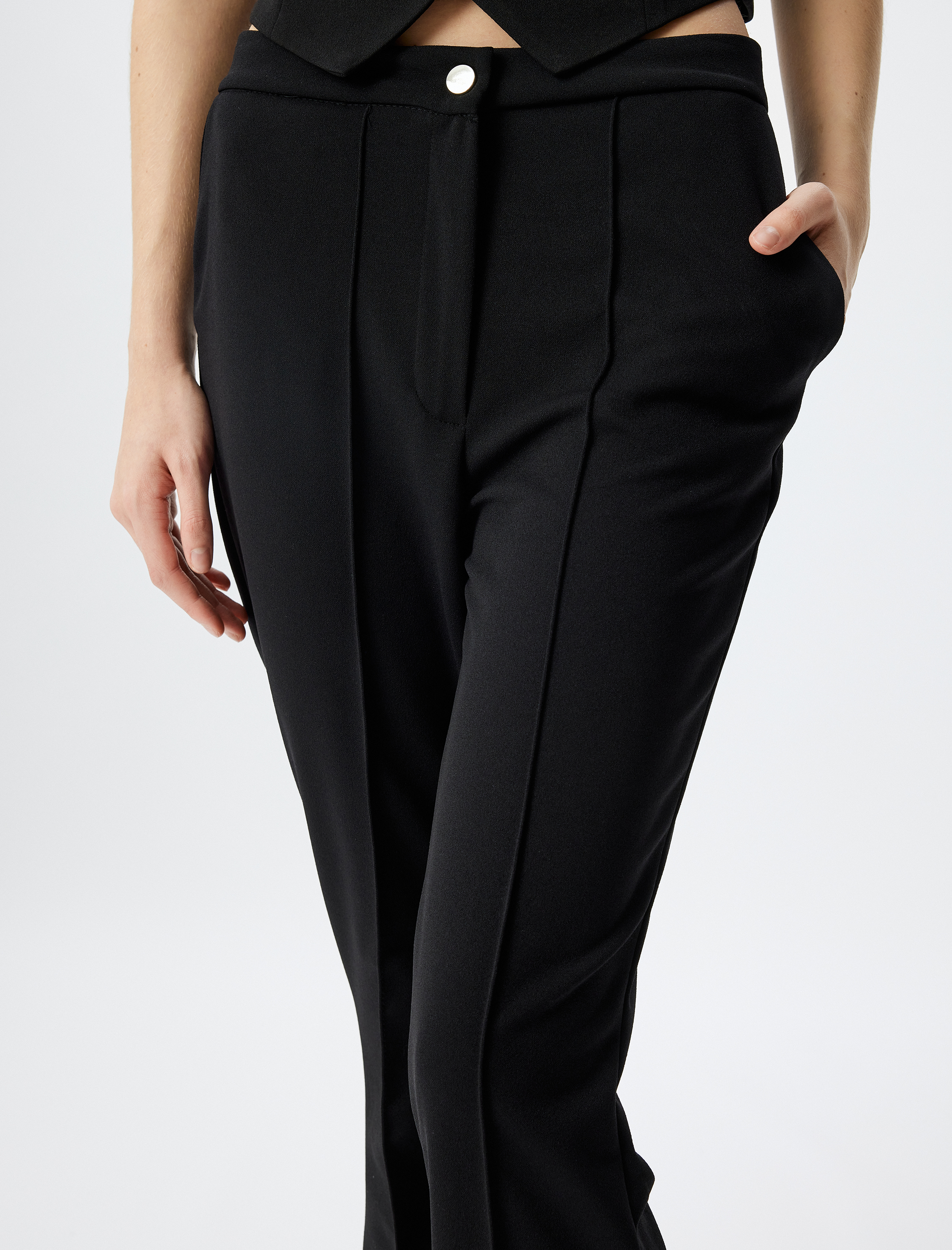 Yırtmaç Detaylı Kumaş Pantolon Cepli Standart Bel