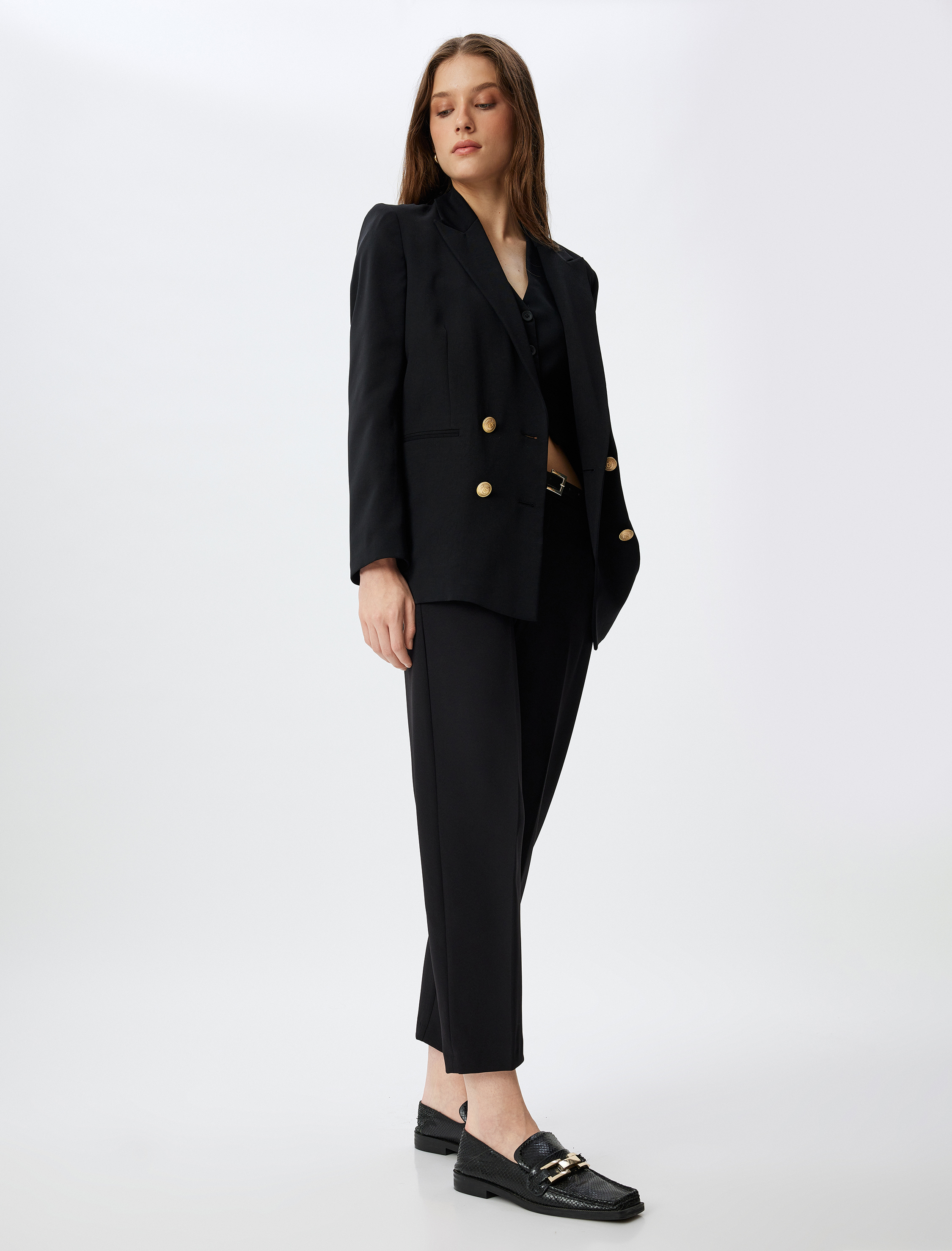   Havuç Kesim Kumaş Pantolon Kemerli Cepli