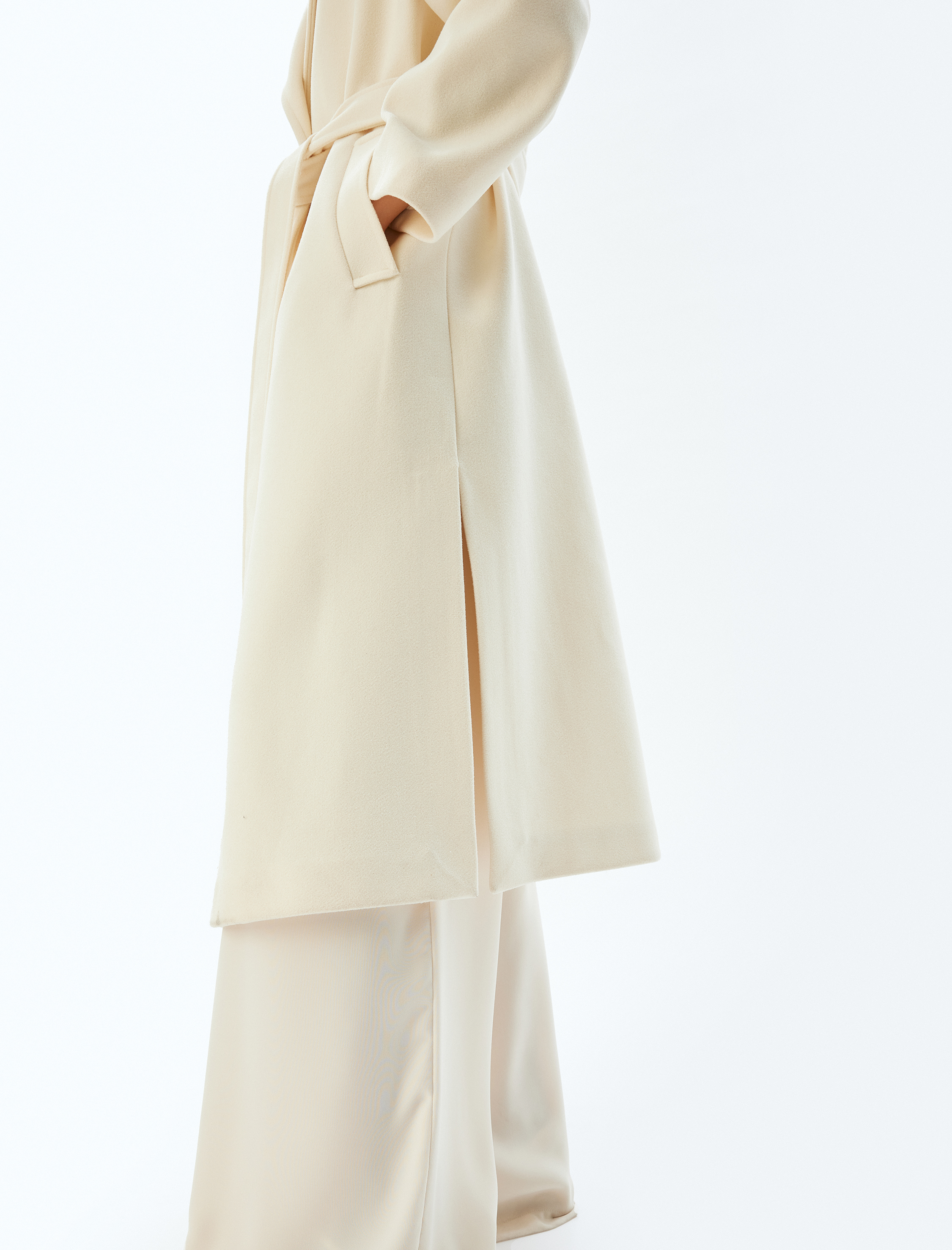   Ekstra Uzun Kaşe Kaban Kuşak Detaylı Cepli