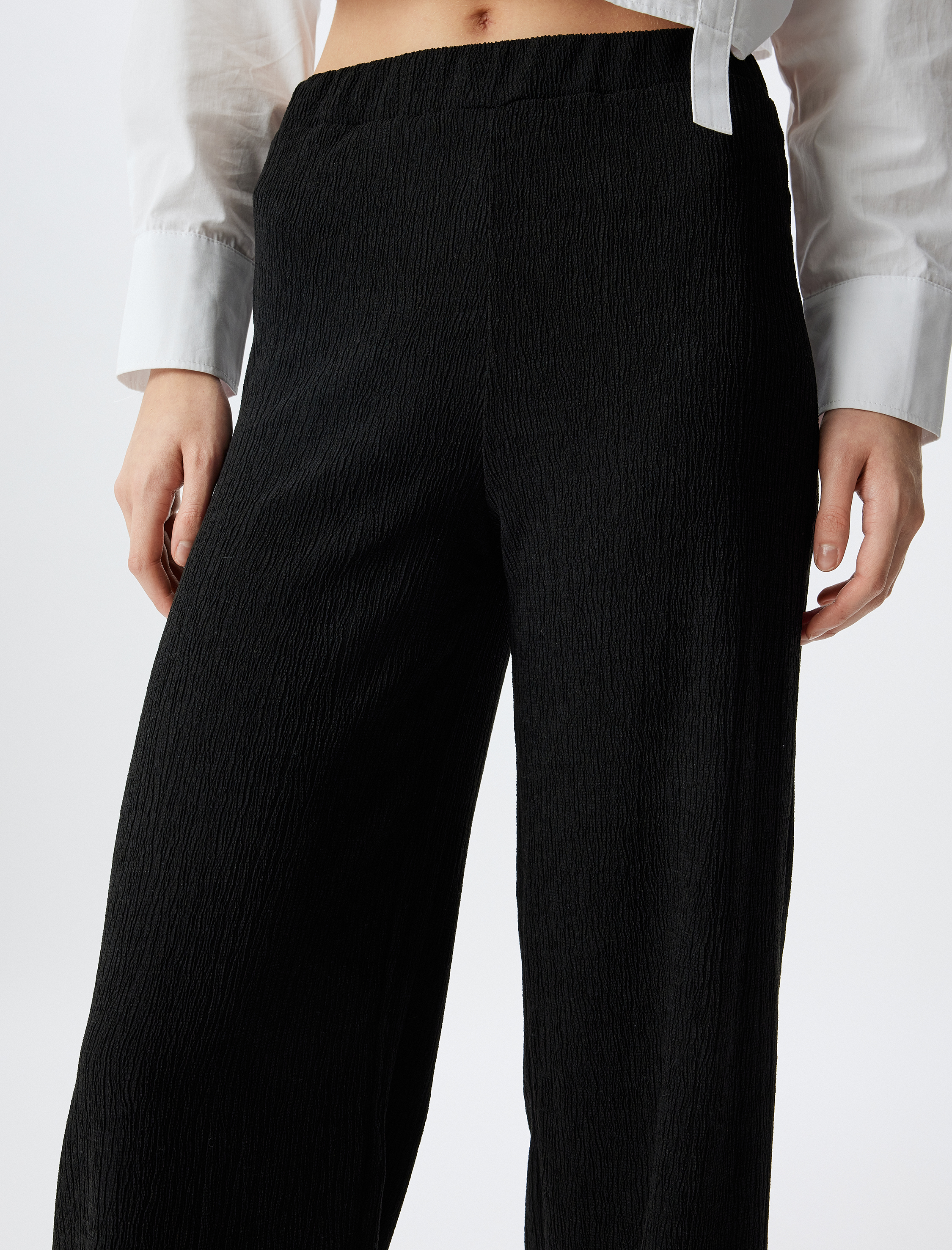   Bol Paça Pantolon Dokulu