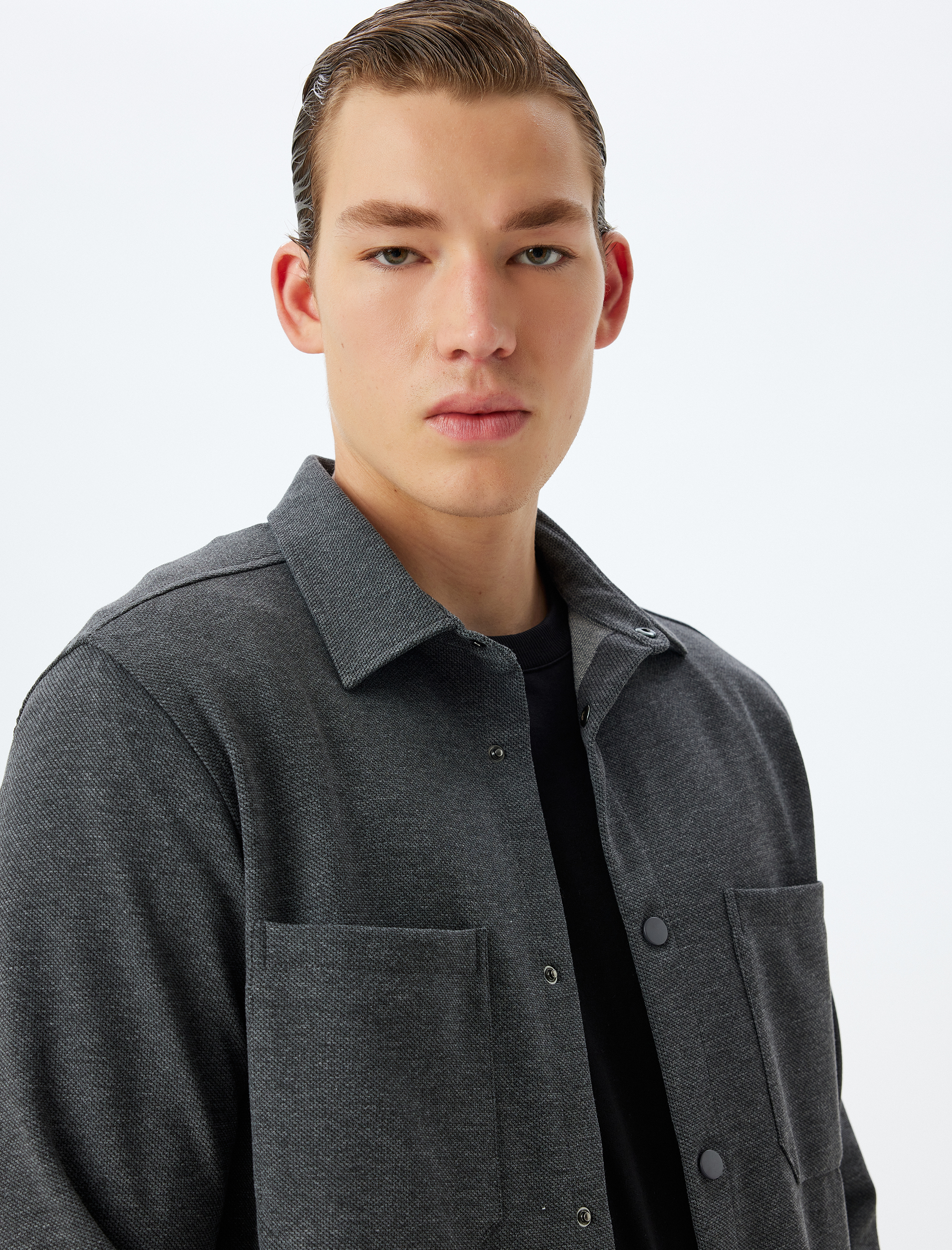   Uzun Kollu Gömlek Cep Detaylı Çıtçıt Düğmeli Viskon Karışımlı Regular Fit