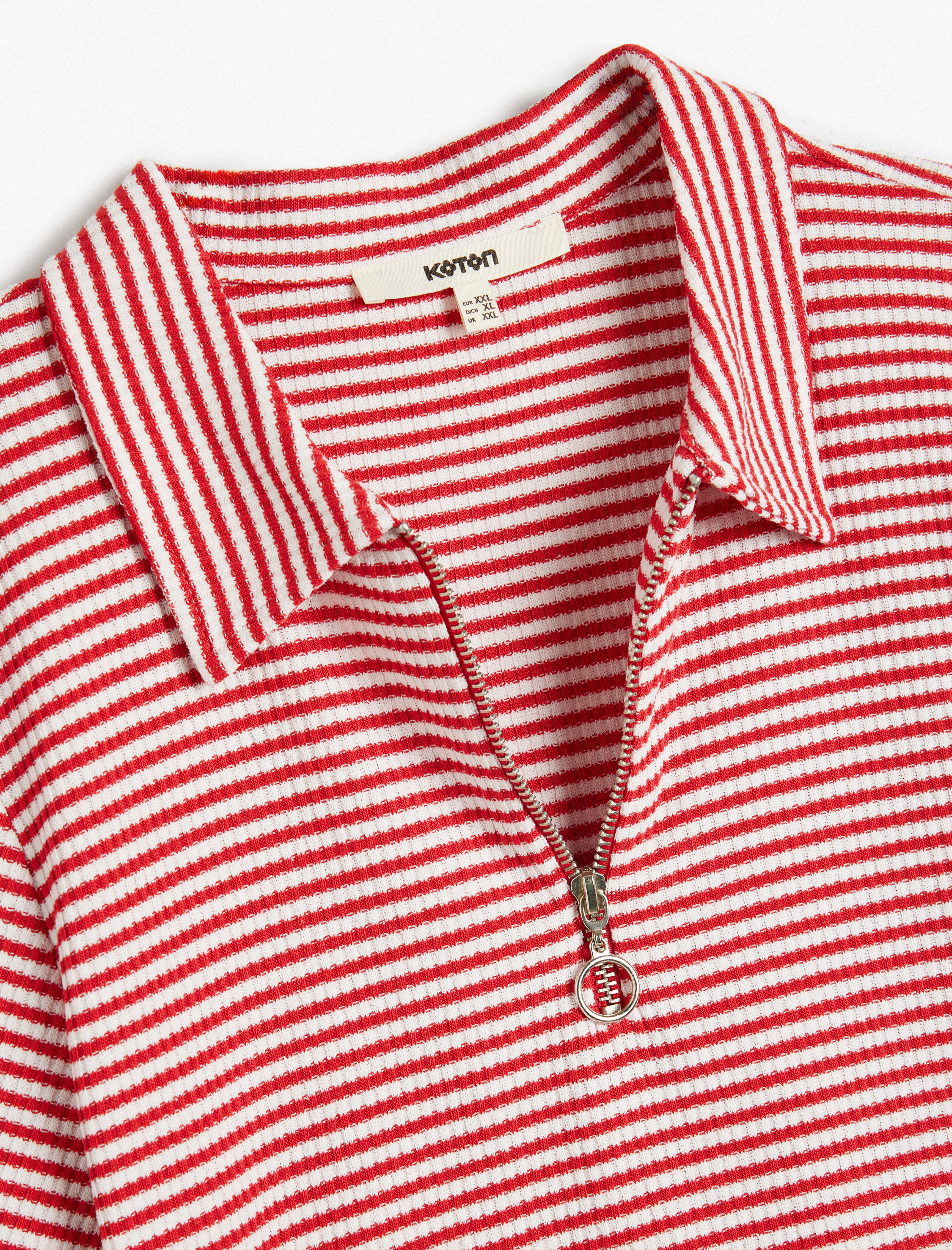   Yarım Fermuarlı Çizgili Crop Polo Yaka Tişört