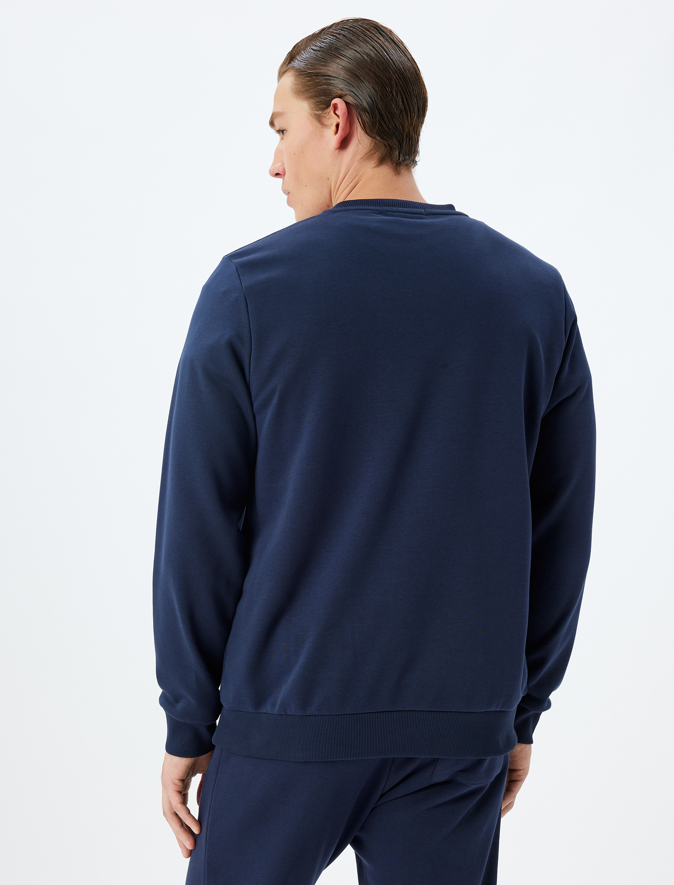   Basic Sweatshirt Bisiklet Yaka Pamuklu