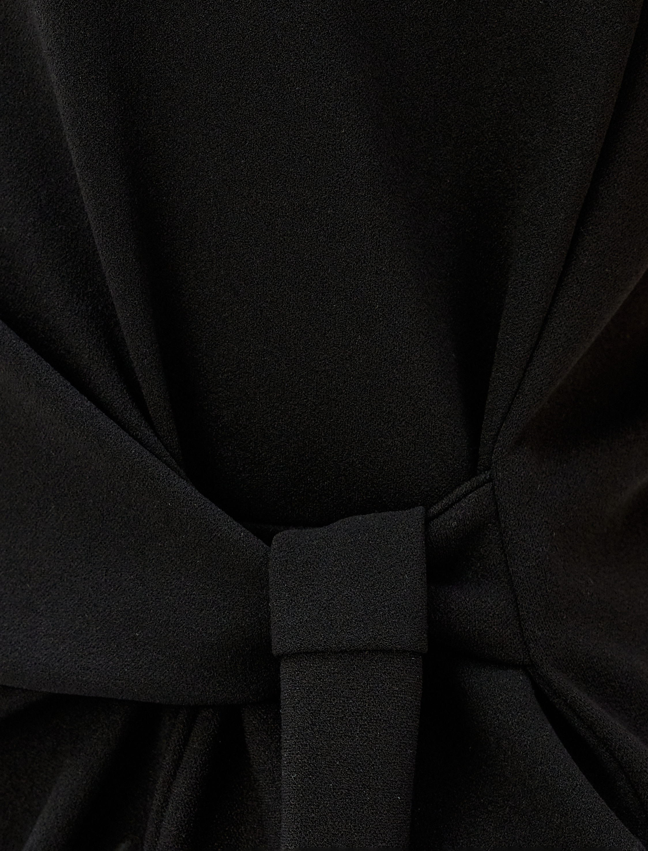   Kolsuz Midi Boy Elbise Yuvarlak Yaka Bağlama Detaylı Slim Fit