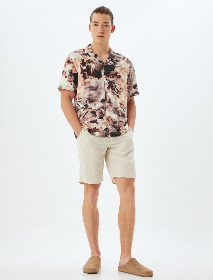  Desenli Düğmeli Regular Fit Devrik Yaka Viskon Kısa Kollu Gömlek