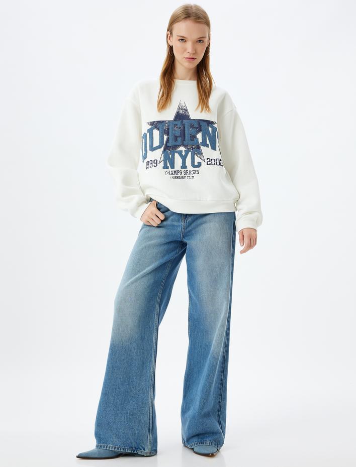  Oversize Sweatshirt Bisiklet Yaka Kolej İşlemeli Şardonlu