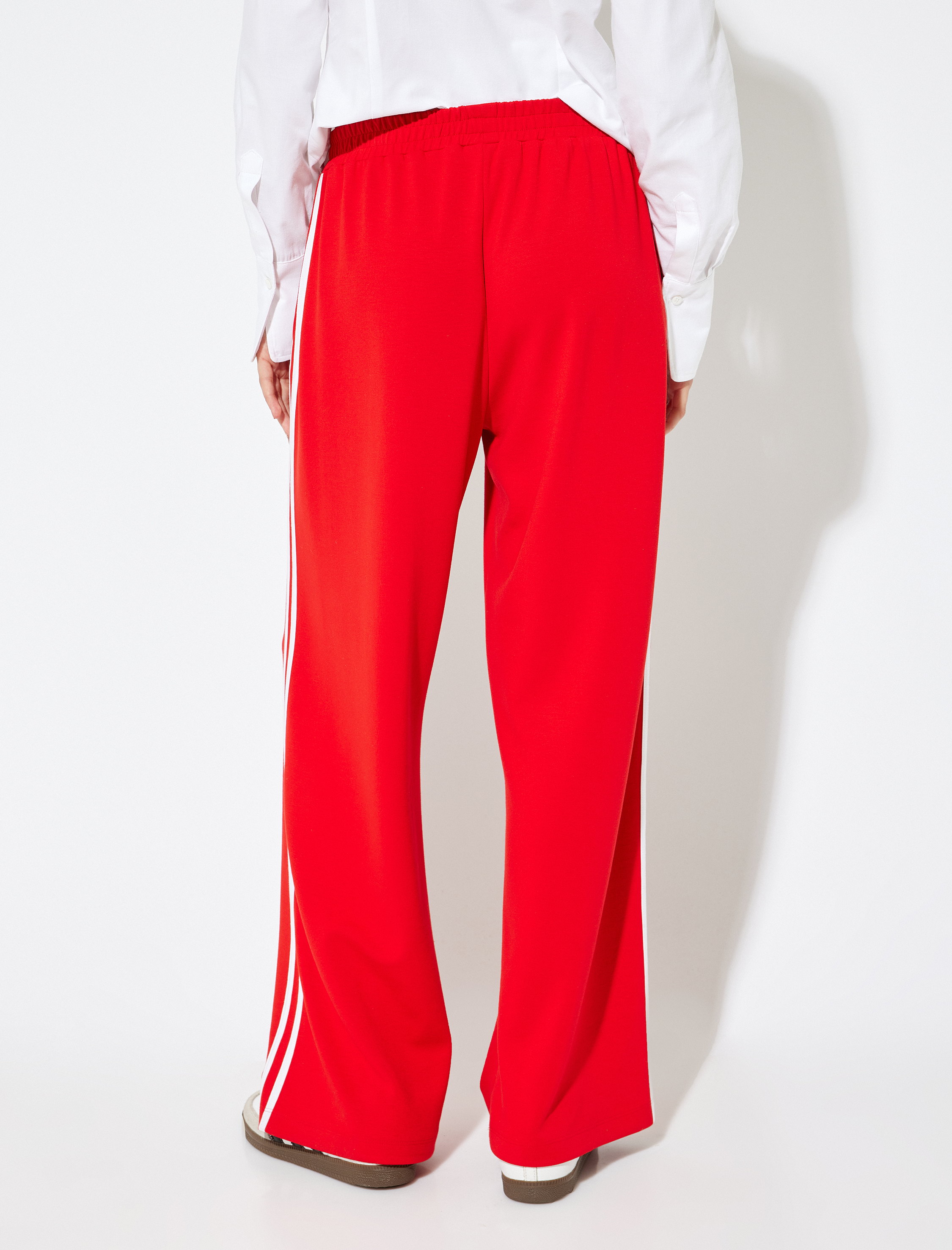 Koton X Sima Tarkan - Eşofman Pantolon Bol Paça Yanları Çizgi Şerit Detaylı Cepli Nervür Detaylı