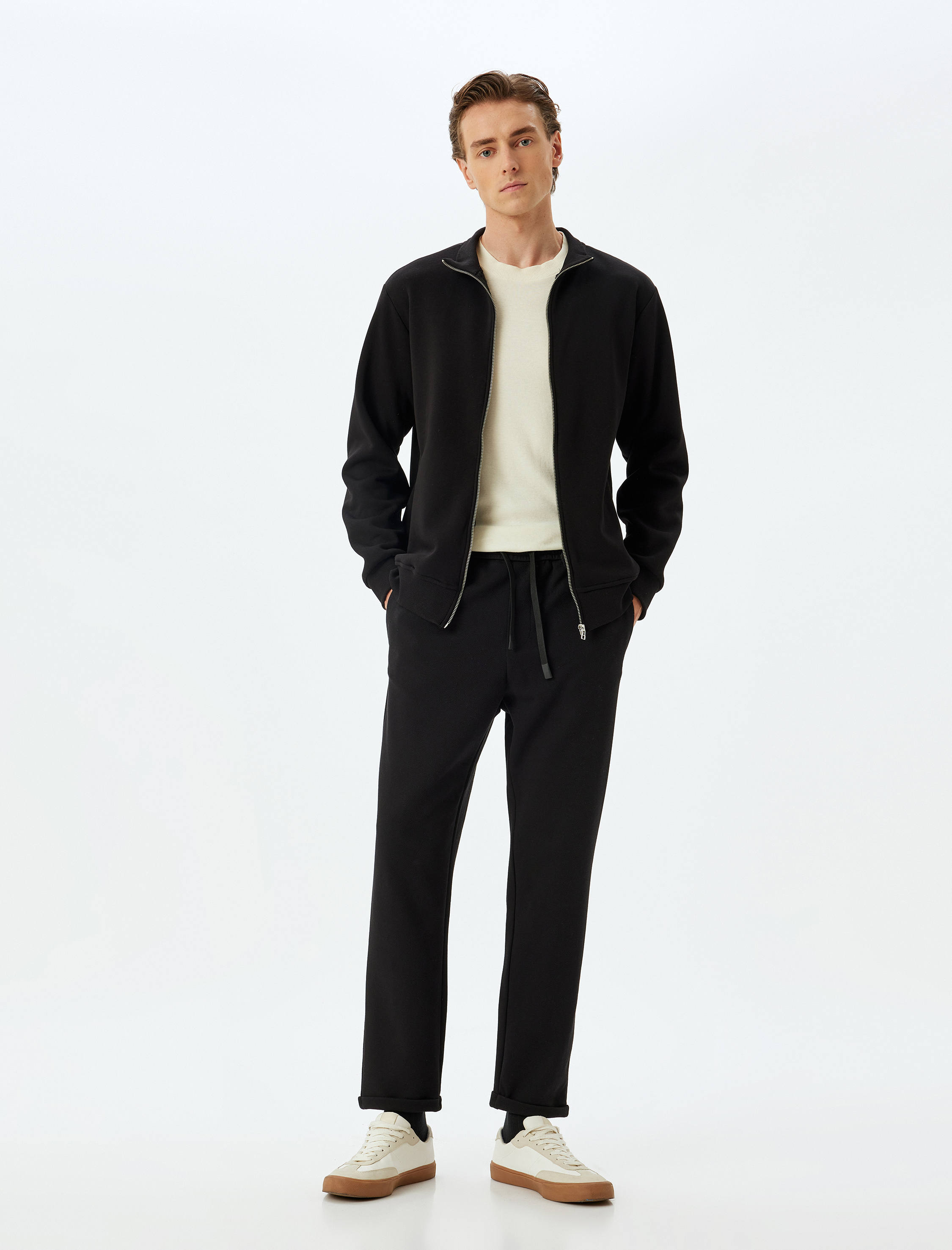   Şardonlu Pamuk Karışımlı Cep Detaylı Fermuarlı Dik Yaka Hırka