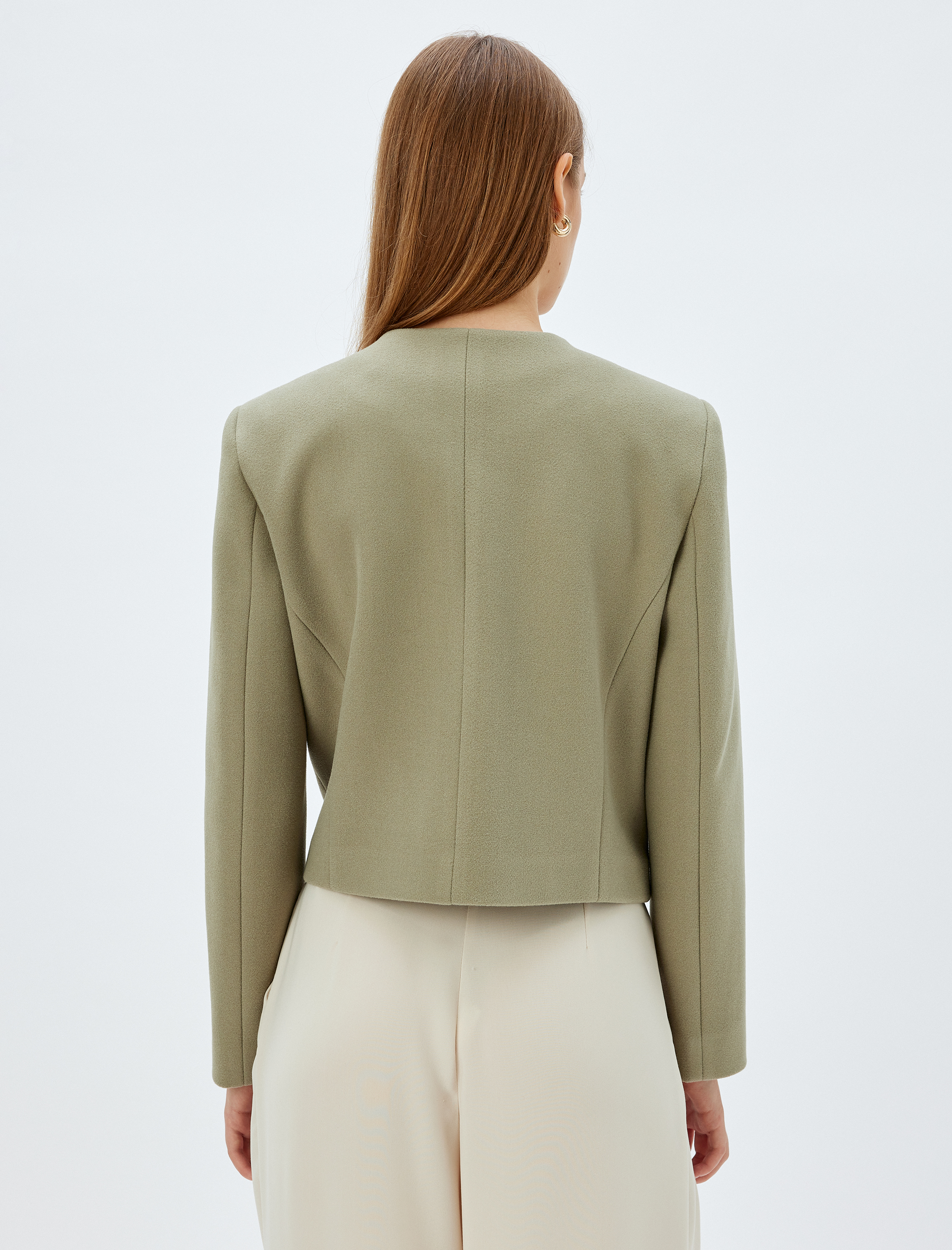 Yakasız Cep Detaylı Slim Fit Crop Ceket