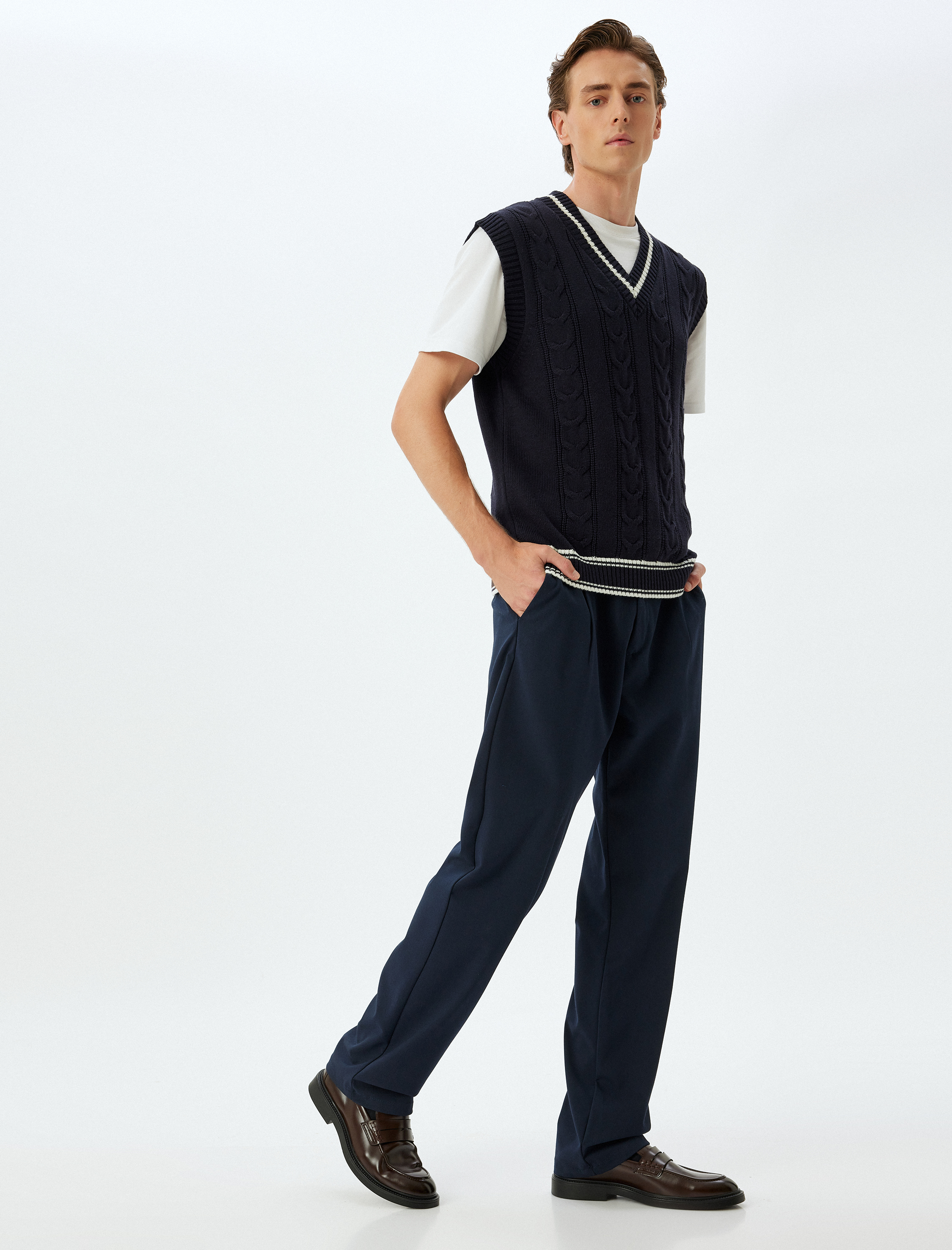   Triko Süveter V Yaka Dokulu Kolsuz Pamuk Karışımlı