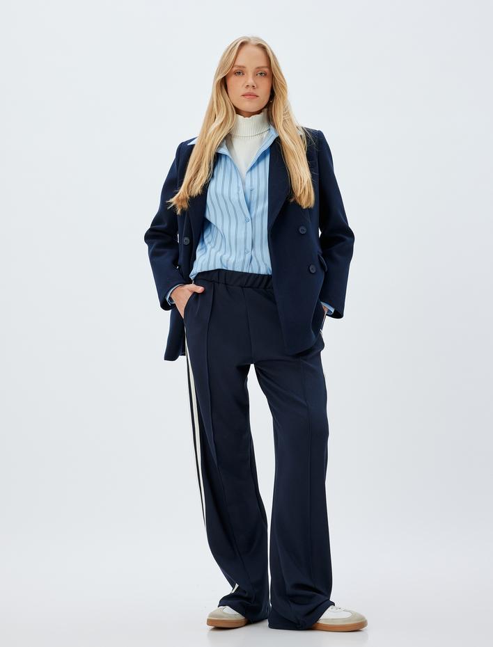  Eşofman Pantolon Bol Paça Yanları Çizgi Şerit Detaylı Cepli Nervür Detaylı