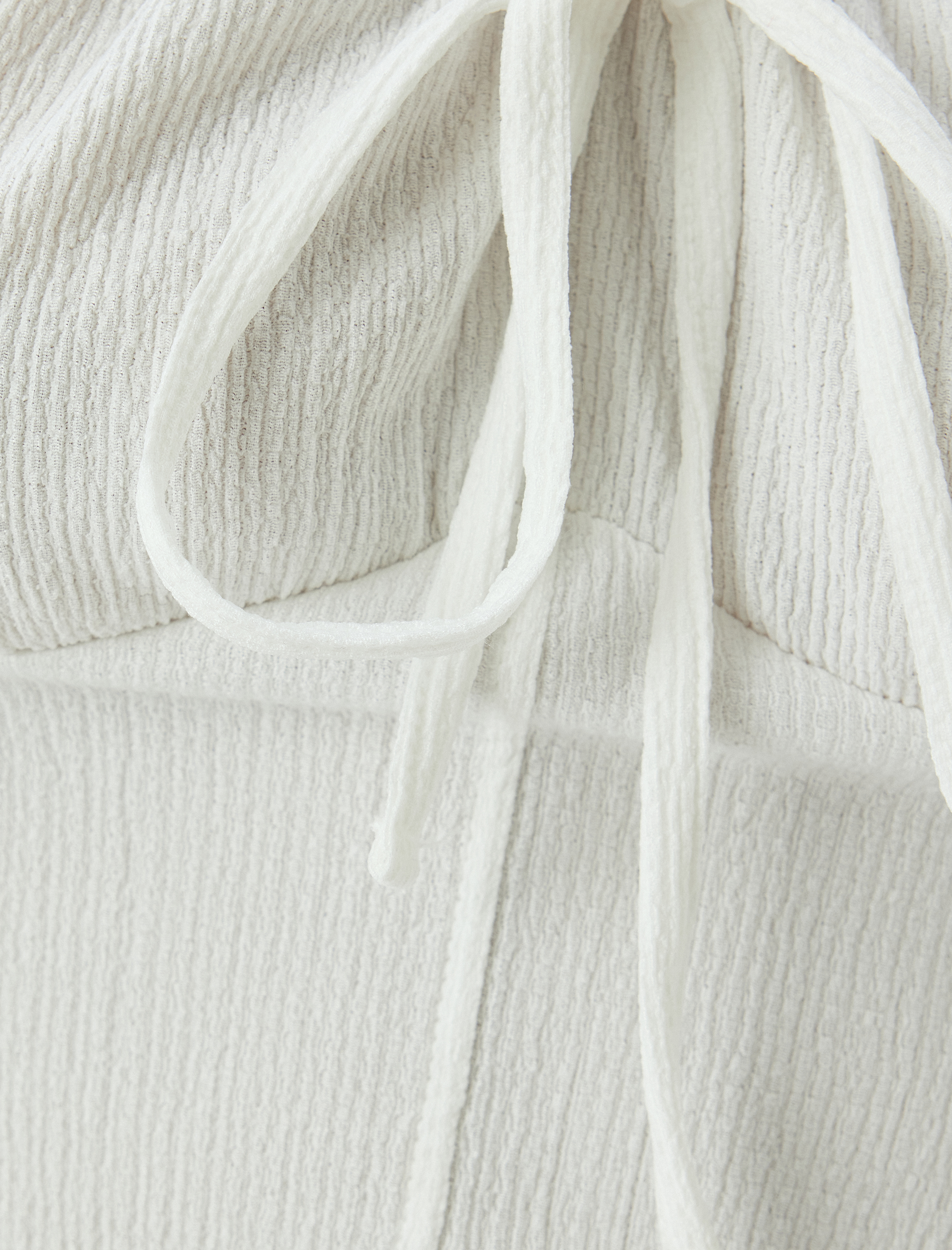   Crop Tişört Balon Kollu Bağcıklı Korse Detaylı Kalp Yaka Bürümcük