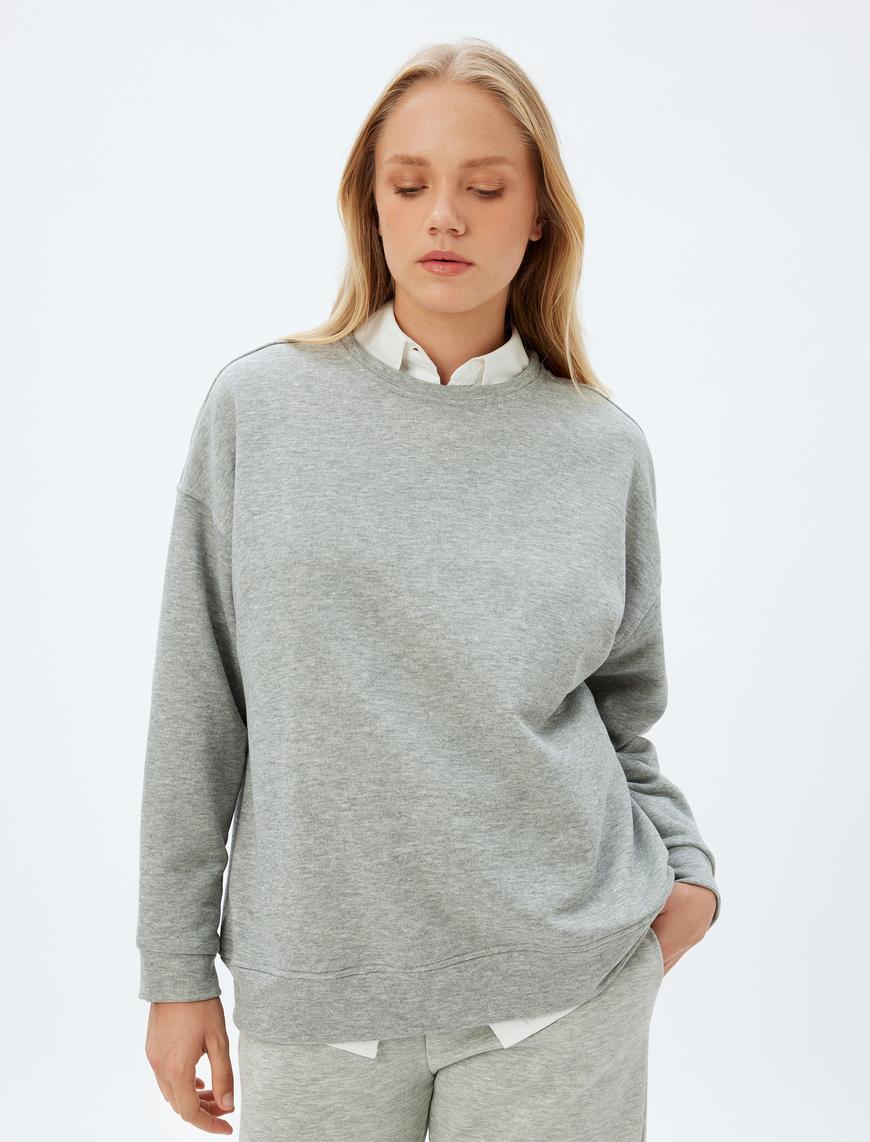   Basic Sweatshirt Bisiklet Yaka Uzun Kollu Rahat Kalıp