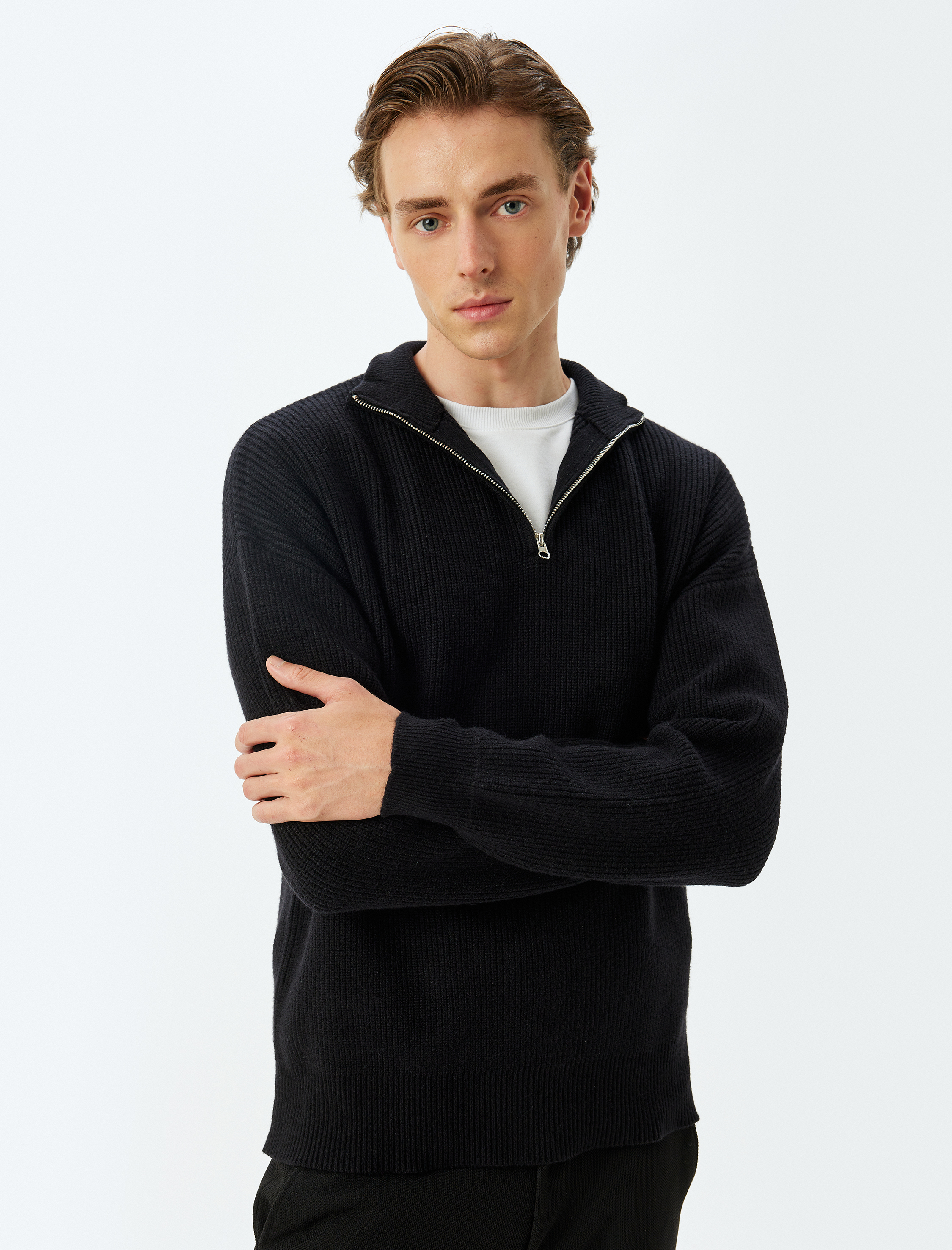   Kışlık Triko Kazak Yarım Fermuarlı Basic Dokulu Viskon Karışımlı