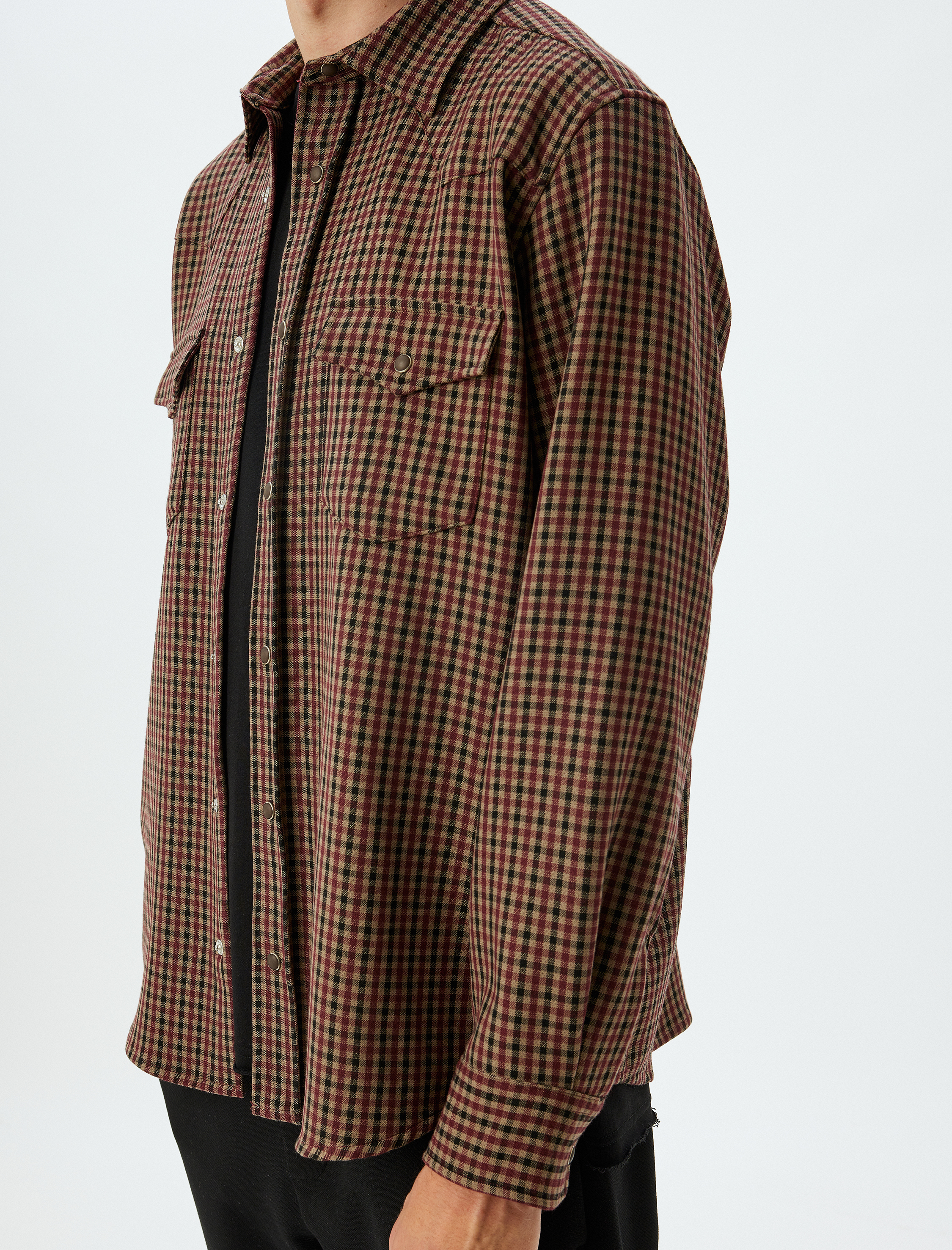   Uzun Kollu Gömlek Çıtçıt Düğme Detaylı Cepli Viskon Karışımlı Regular Fit