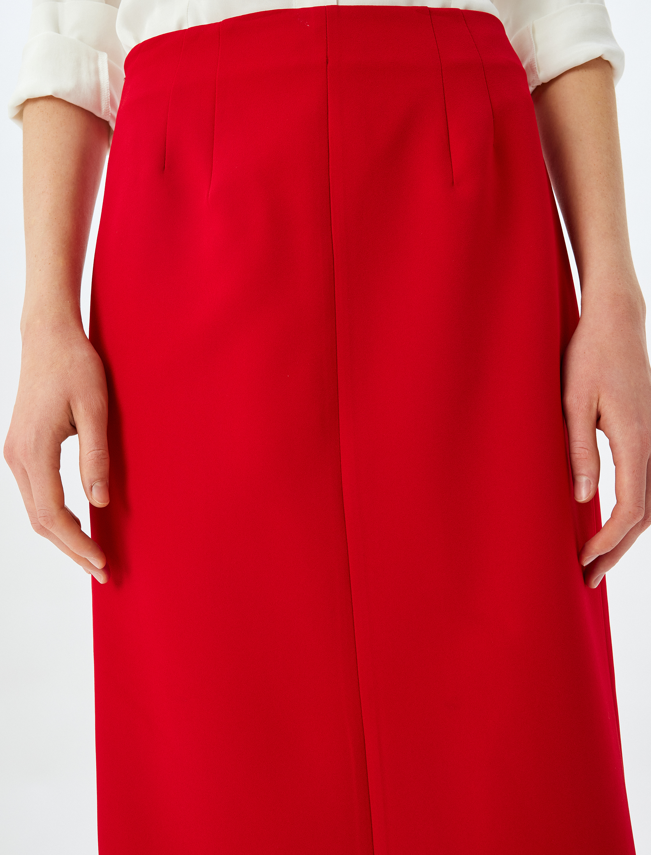   Arkadan Yırtmaç Detaylı Midi Boy A Kesim Etek