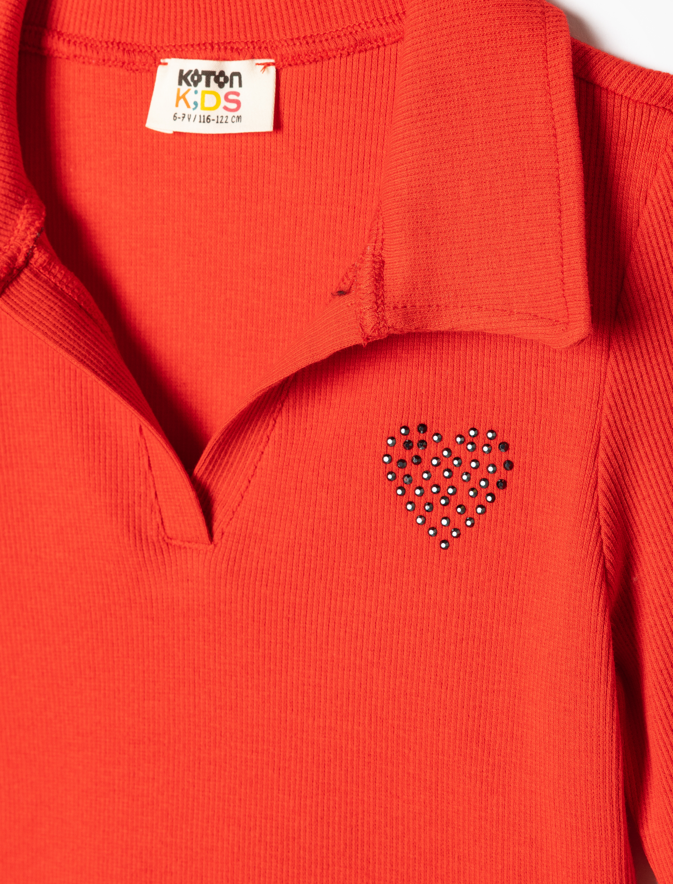  Kız Çocuk Pamuklu Kalp Detaylı Uzun Kollu Kaşkorse Polo Yaka Tişört