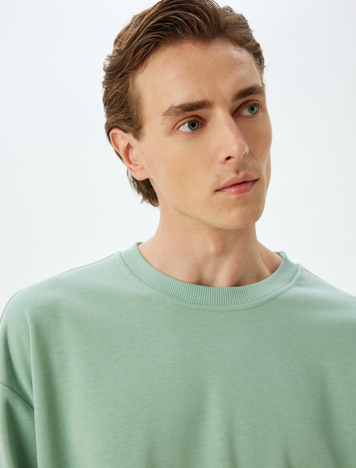  Oversize Sweatshirt Bisiklet Yaka Dikiş Detaylı Pamuklu