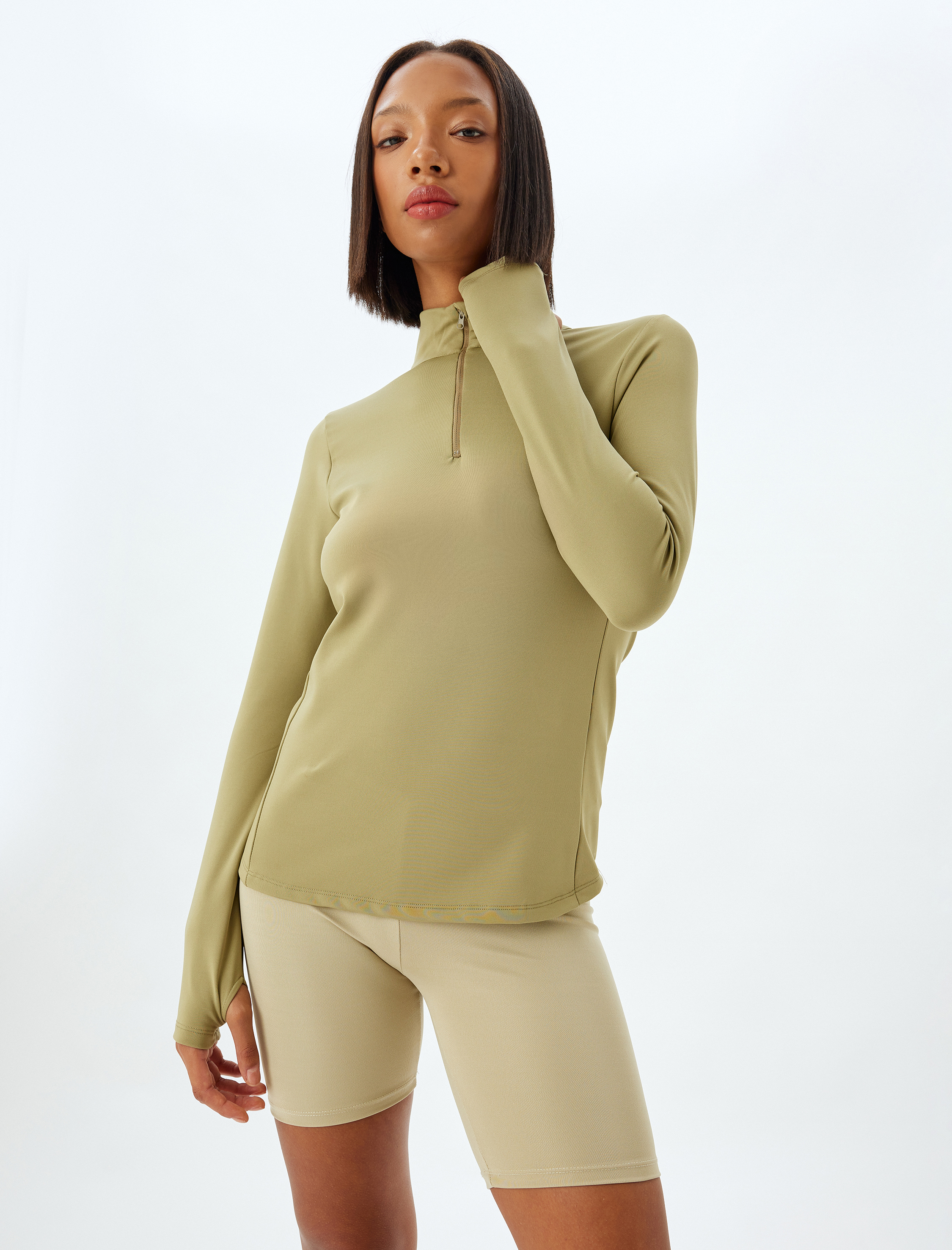   Yarım Fermuarlı Spor Sweatshirt Dik Yaka Yumuşak Tuşe Şardonlu Slim Fit