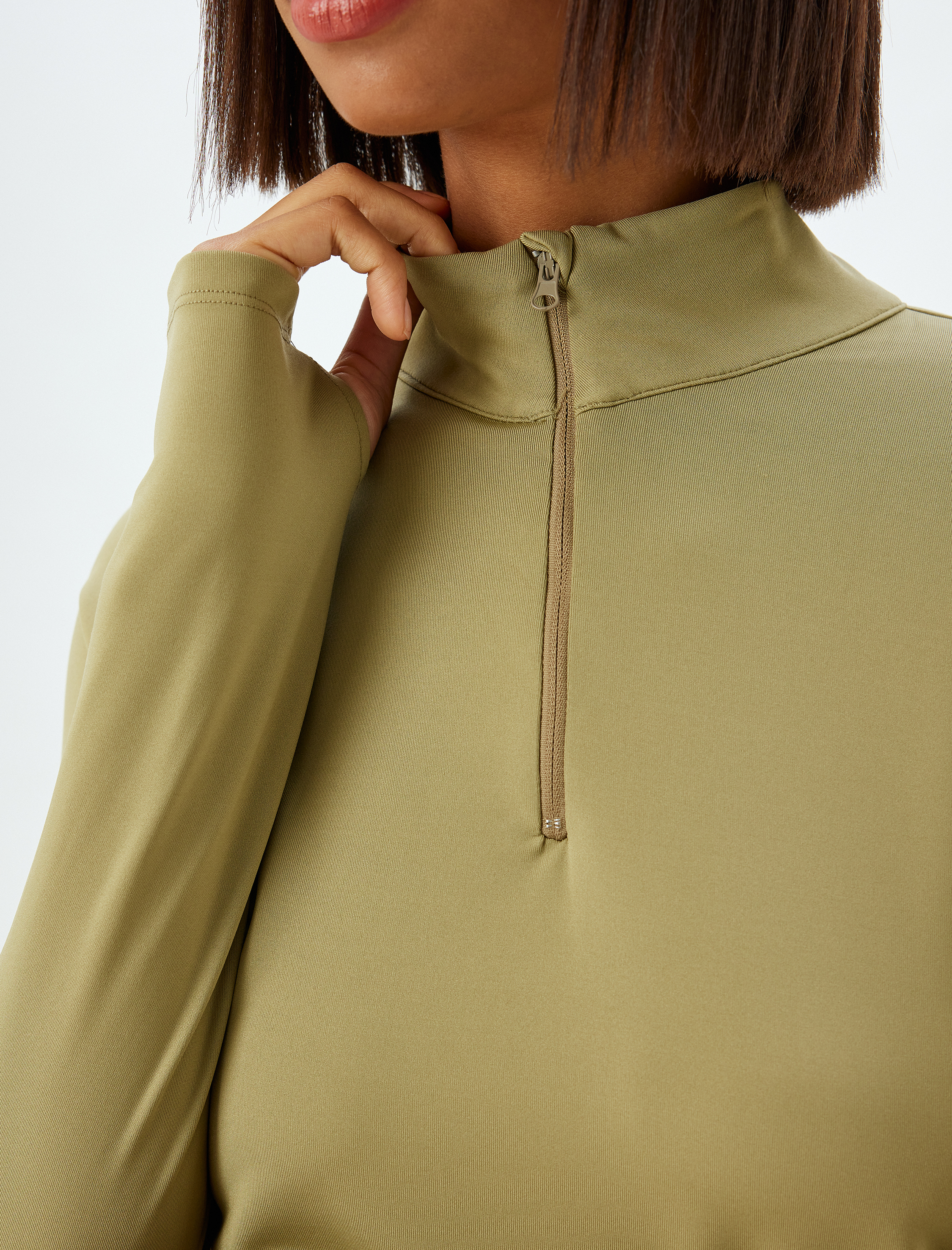   Yarım Fermuarlı Spor Sweatshirt Dik Yaka Yumuşak Tuşe Şardonlu Slim Fit