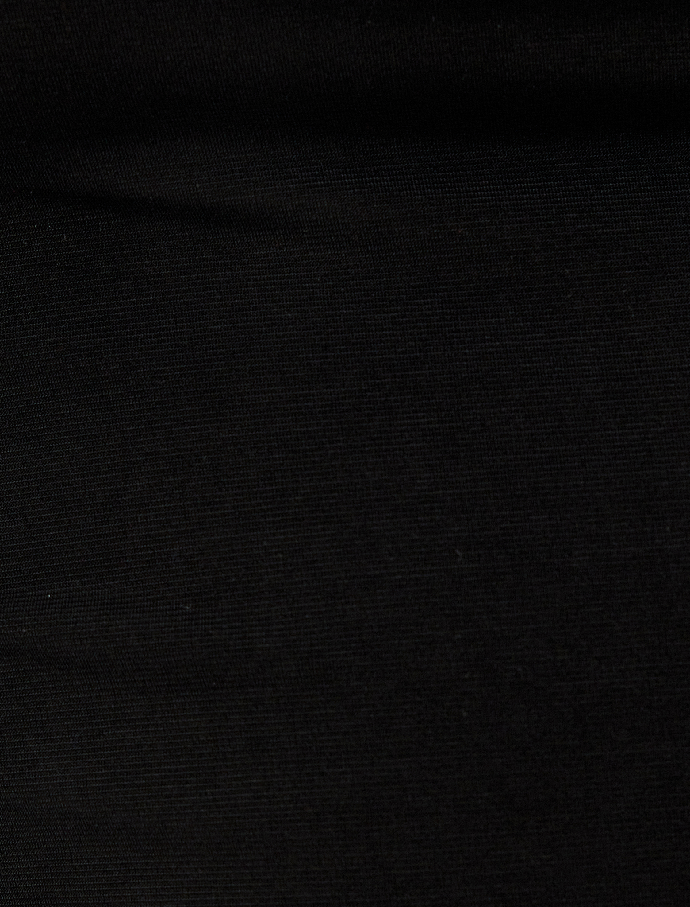 Madonna Yaka Omzu Açık Bluz Uzun Kollu Kat Detaylı