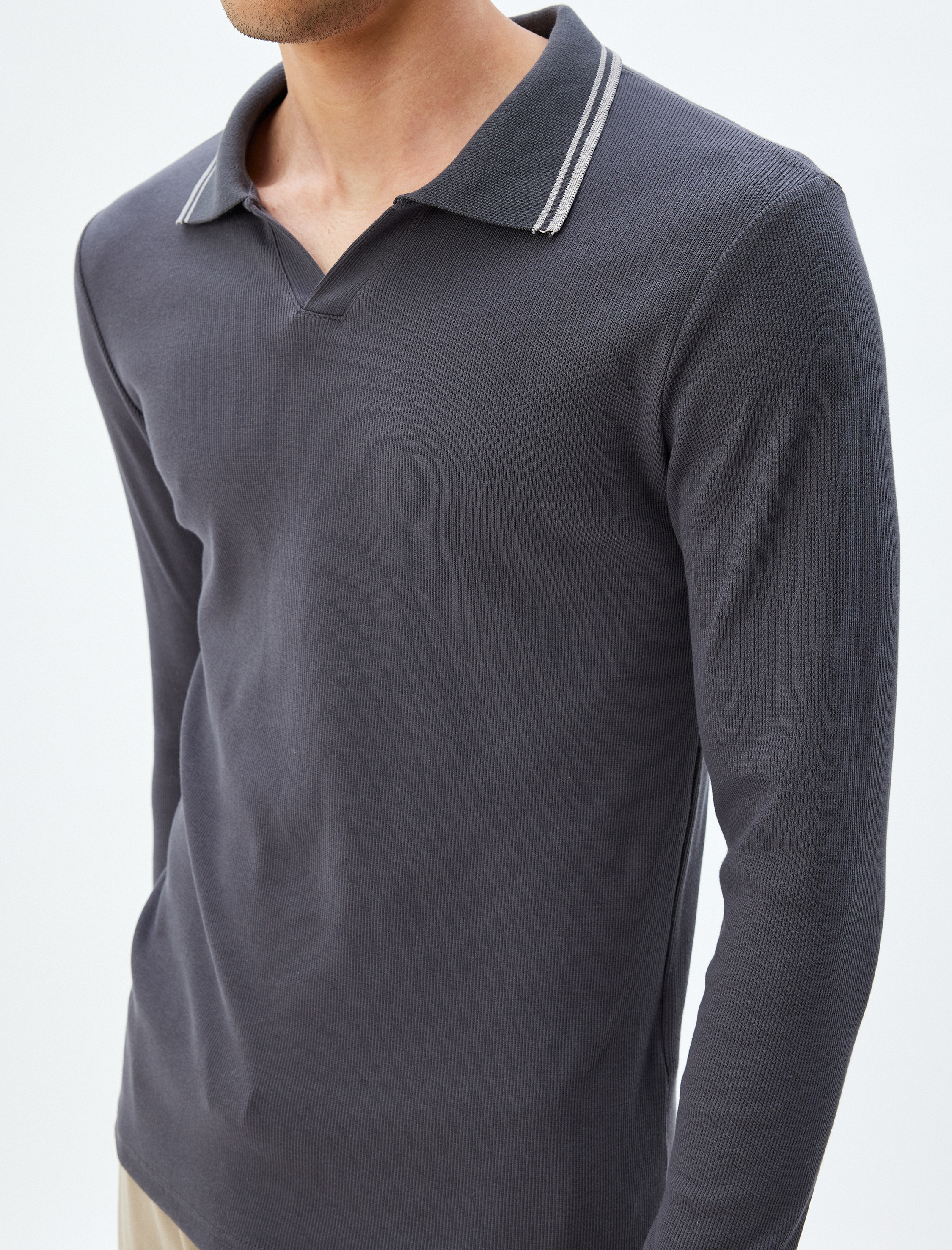   Slim Fit Uzun Kollu Pamuklu V Polo Yaka Tişört