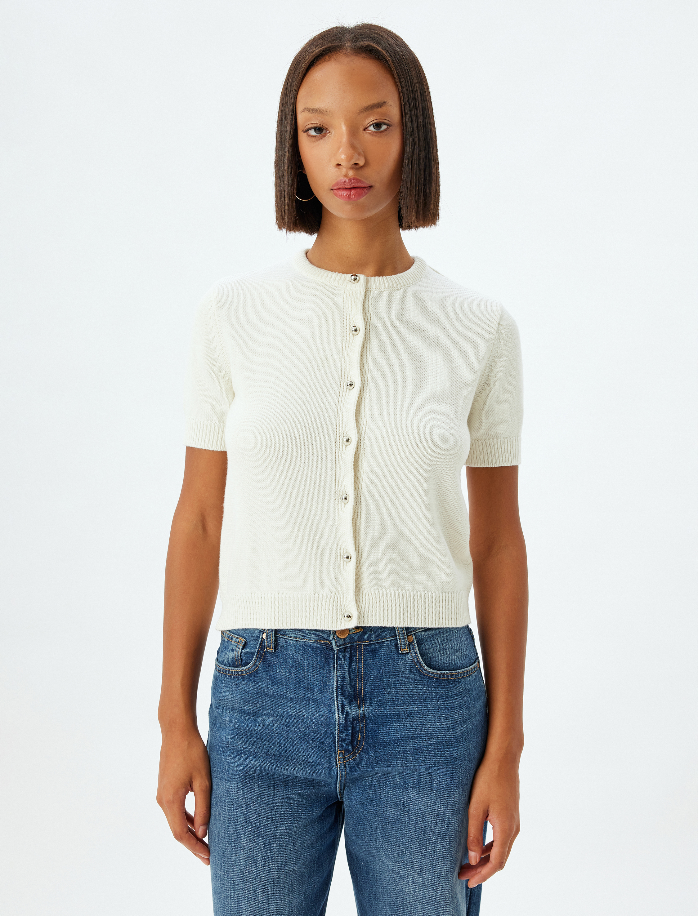   Triko Hırka Kısa Kollu Bisiklet Yaka Metal Düğmeli Slim Fit