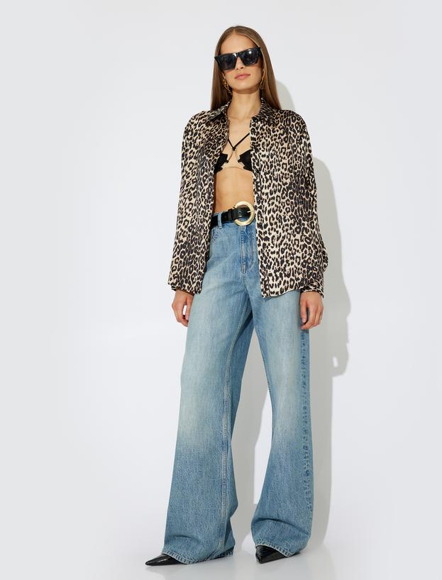 Koton X Zeynep Bastık - Geniş Paça Oversize Kot Pantolon Düğmeli Cep Detaylı - Wide Leg Jeans_1