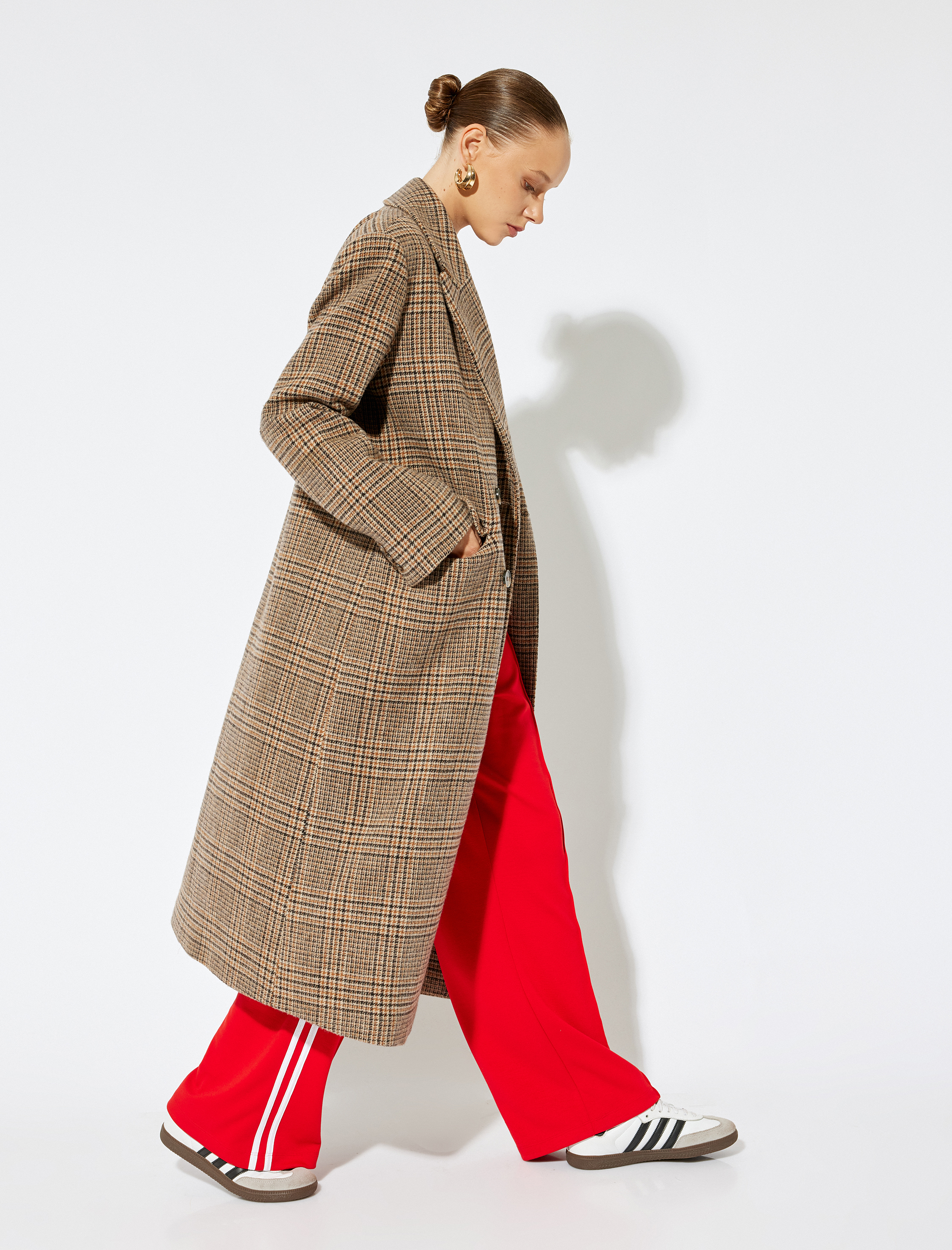   Koton X Sima Tarkan - Ekstra Uzun Kaşe Kaban Kruvaze Düğmeli Kapaklı Cepli