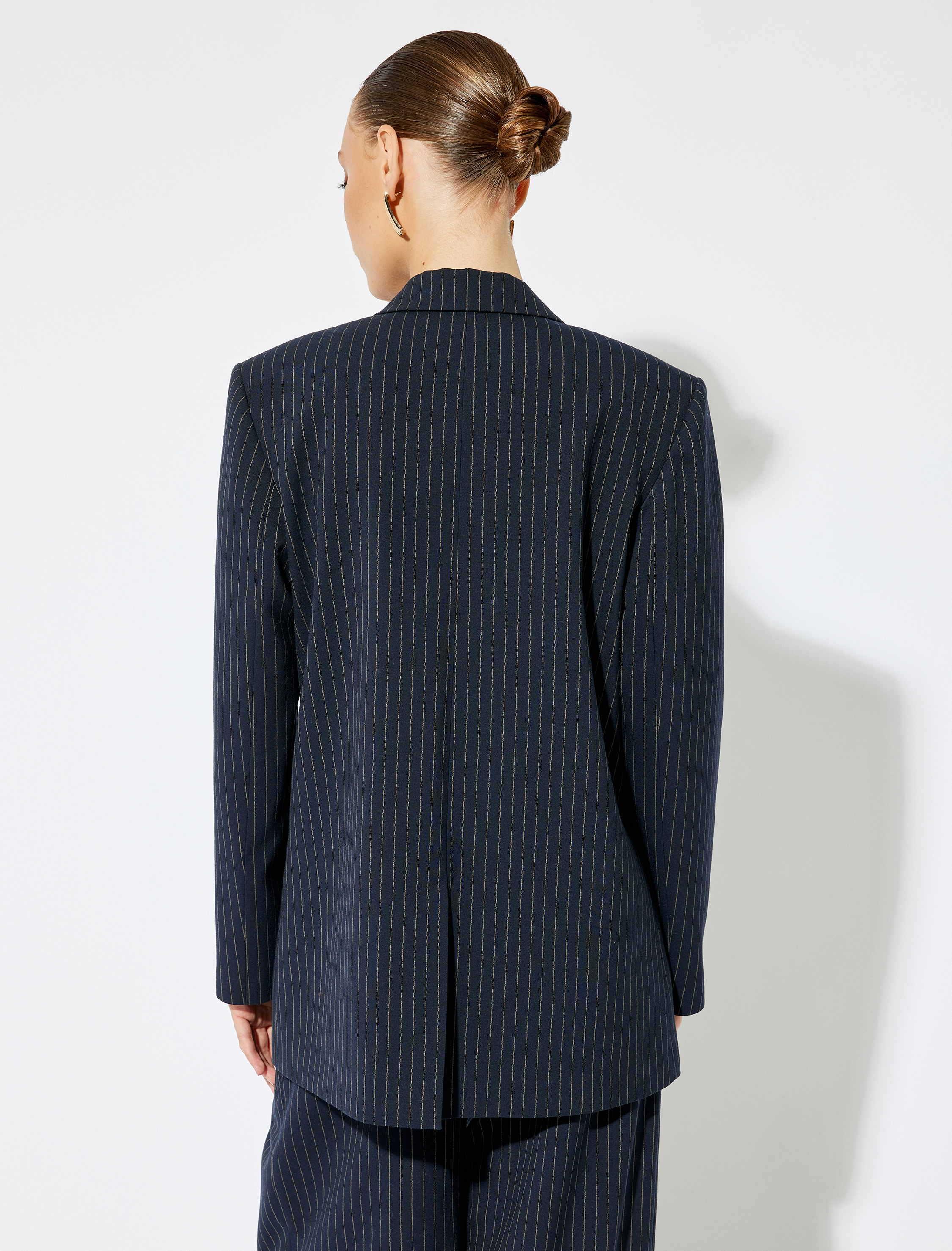   Koton X Sima Tarkan - Kruvaze Kapaklı Cep Detaylı Uzun Blazer Ceket