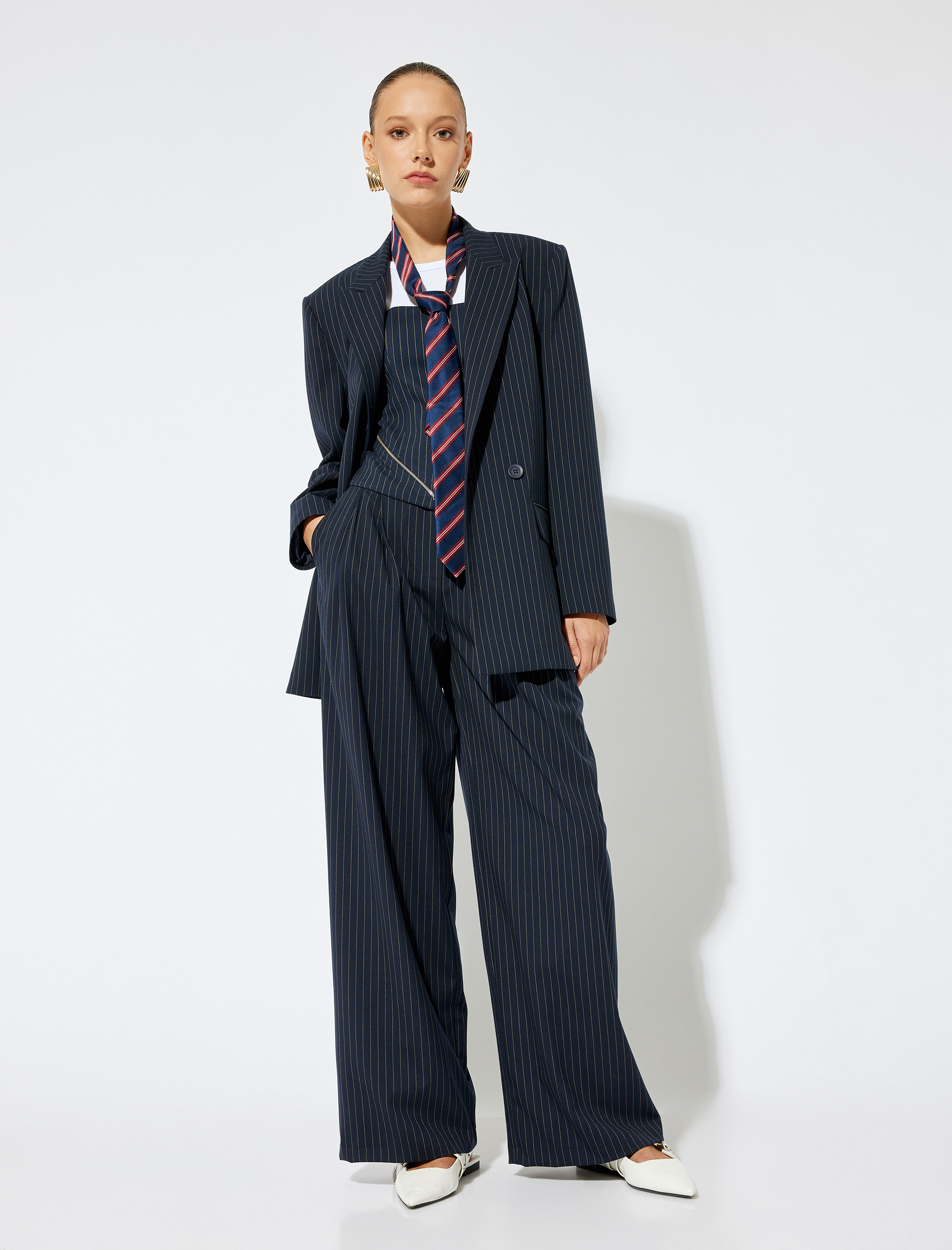   Koton X Sima Tarkan - Kruvaze Kapaklı Cep Detaylı Uzun Blazer Ceket