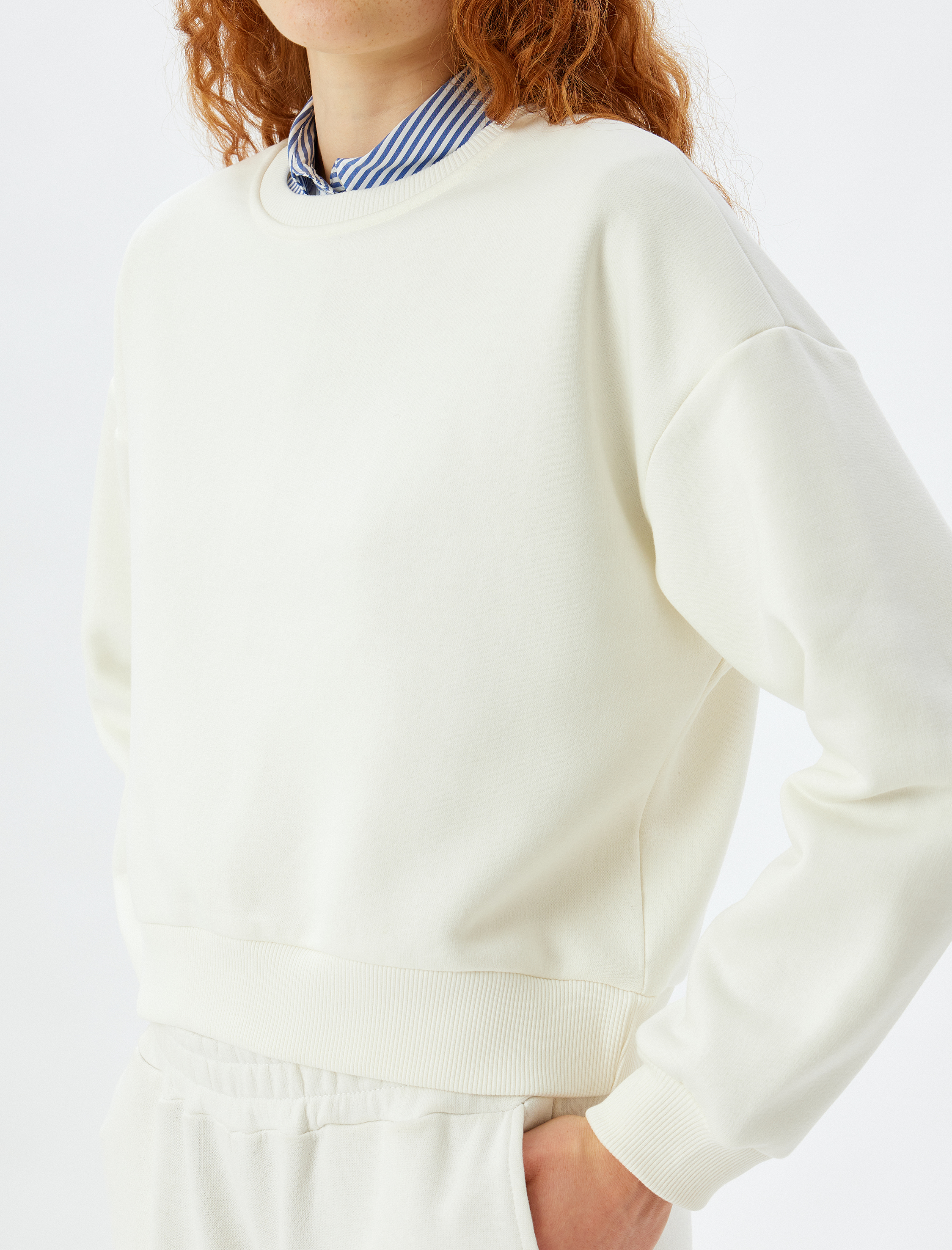   Üç İplik Şardonlu Bisiklet Yaka Pamuklu Basic Sweatshirt