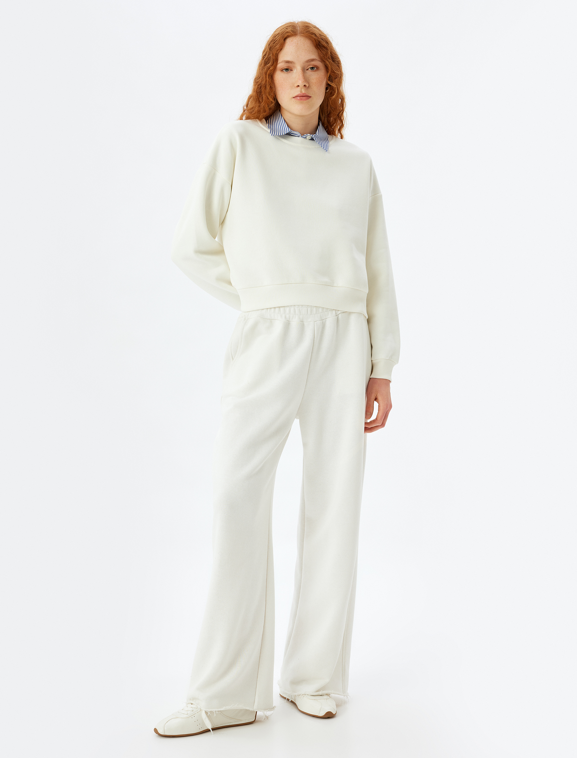   Üç İplik Şardonlu Bisiklet Yaka Pamuklu Basic Sweatshirt