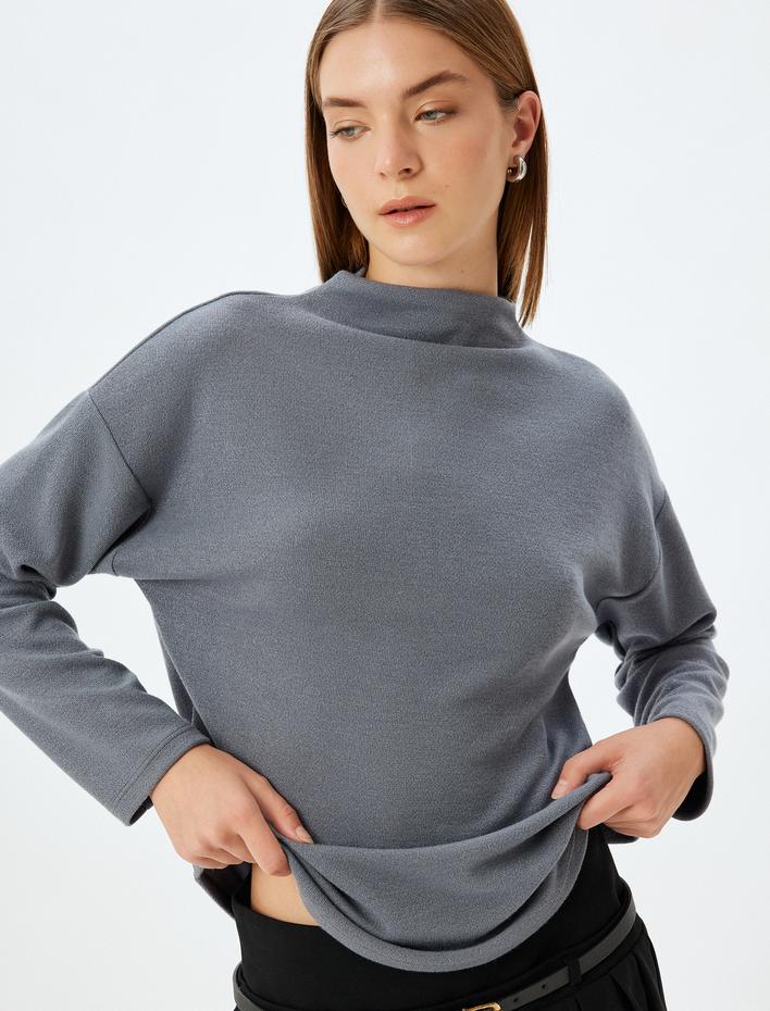  Dik Yaka Parlak Sweatshirt Uzun Kollu