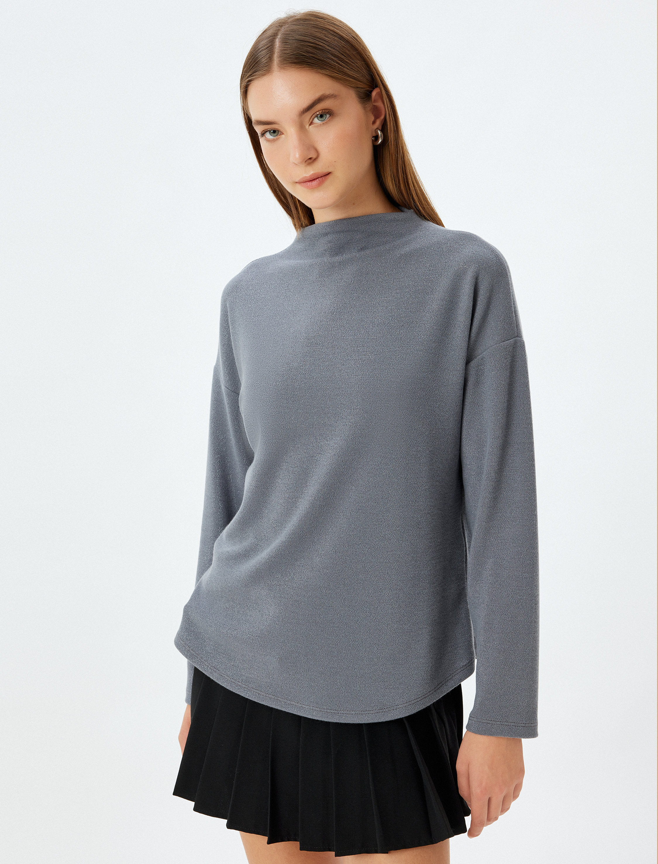   Dik Yaka Parlak Sweatshirt Uzun Kollu