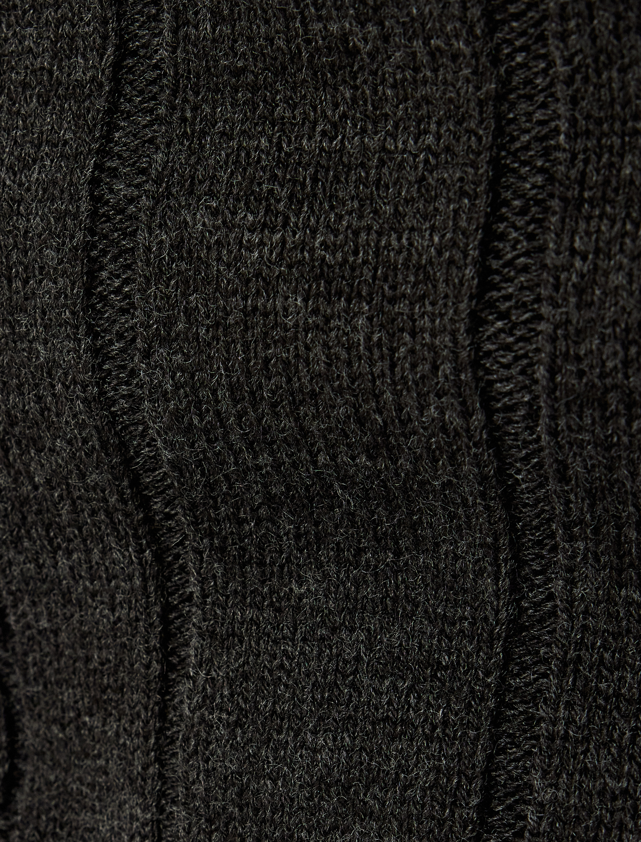   Yarım Fermuarlı Dik Yaka Kazak Saç Örgü Dokulu Uzun Kollu