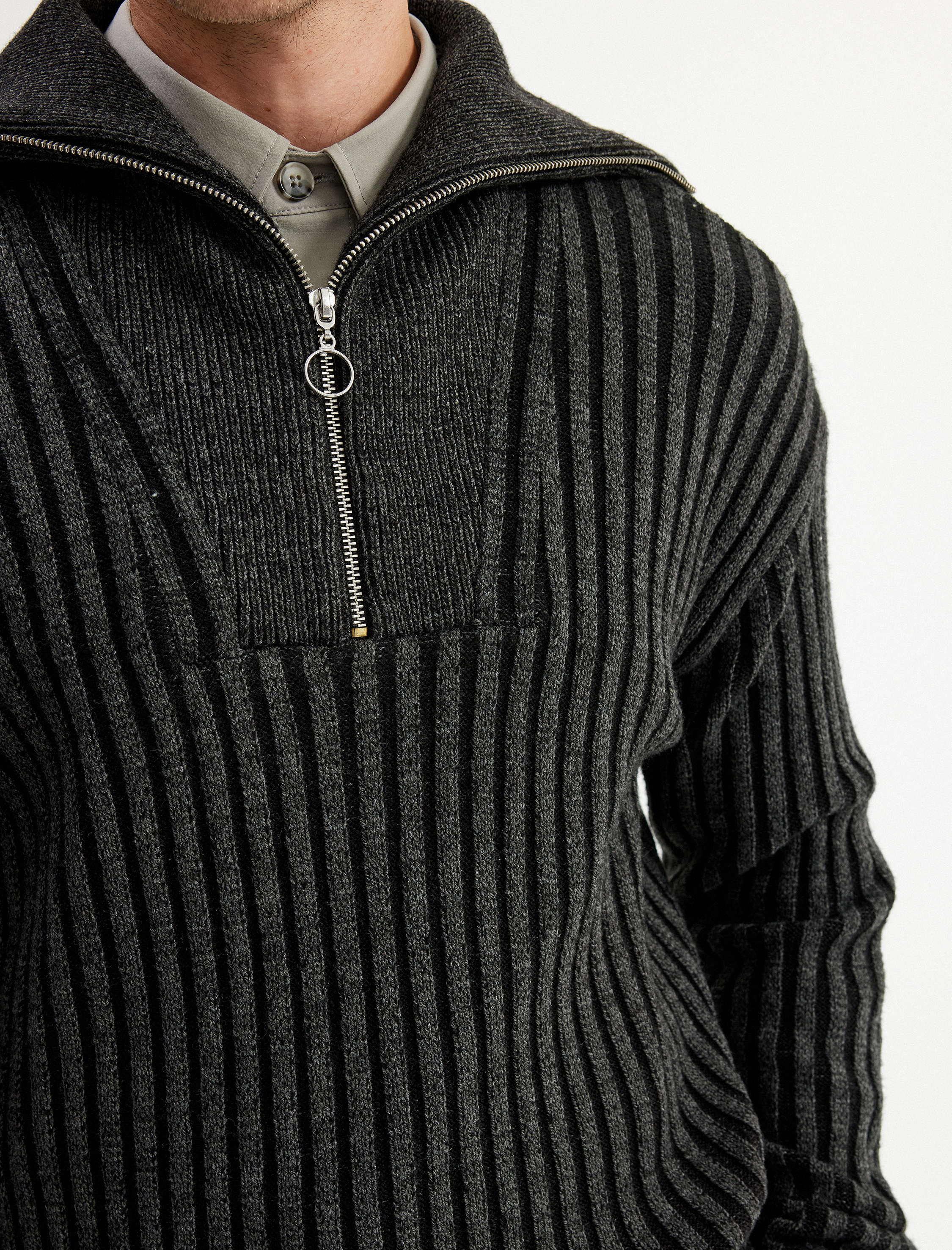   Çizgili Uzun Kollu Yarım Fermuarlı Kışlık Triko Kazak