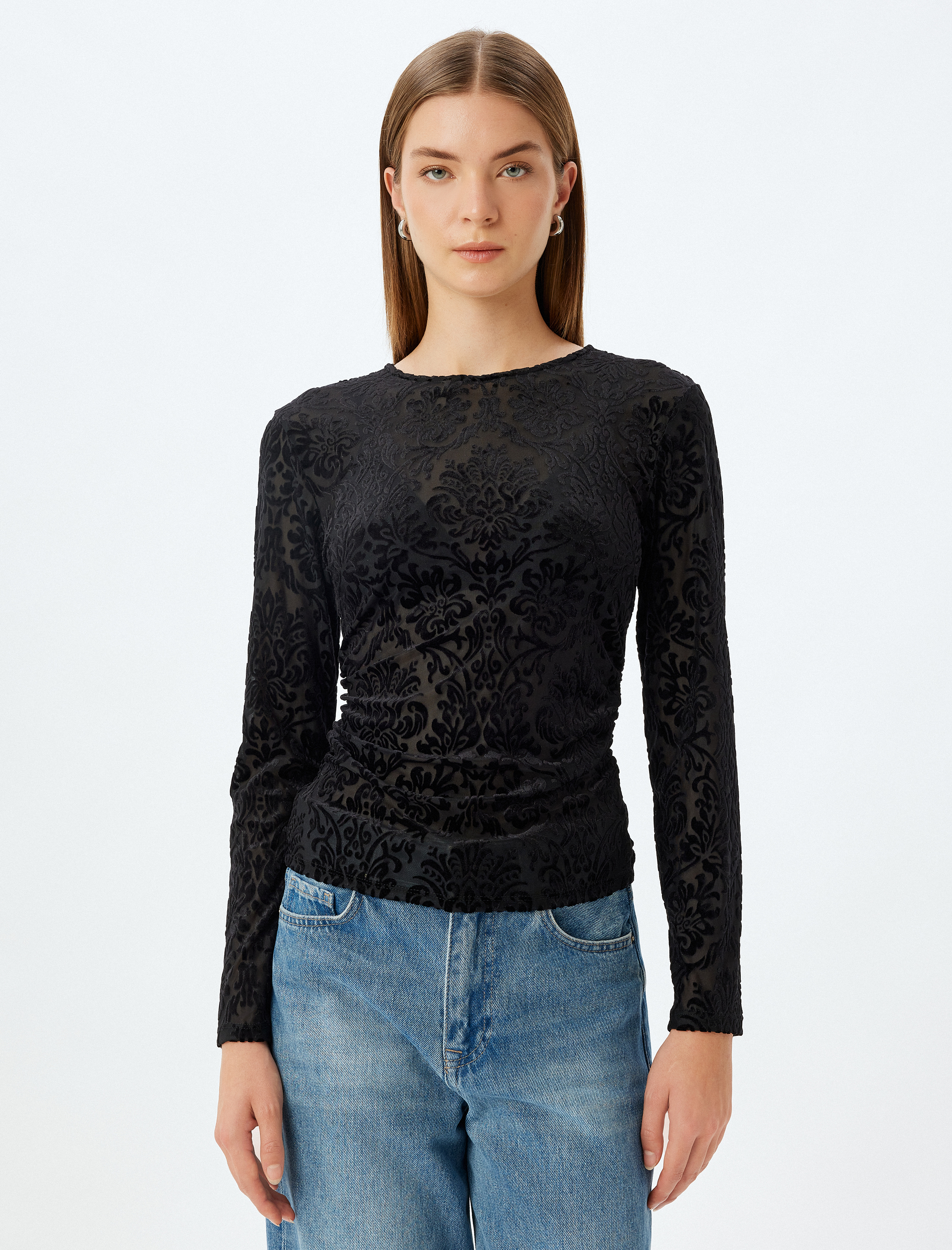   Uzun Kollu Yuvarlak Yaka Slim Fit Yarı Transparan Floral Kadife Body