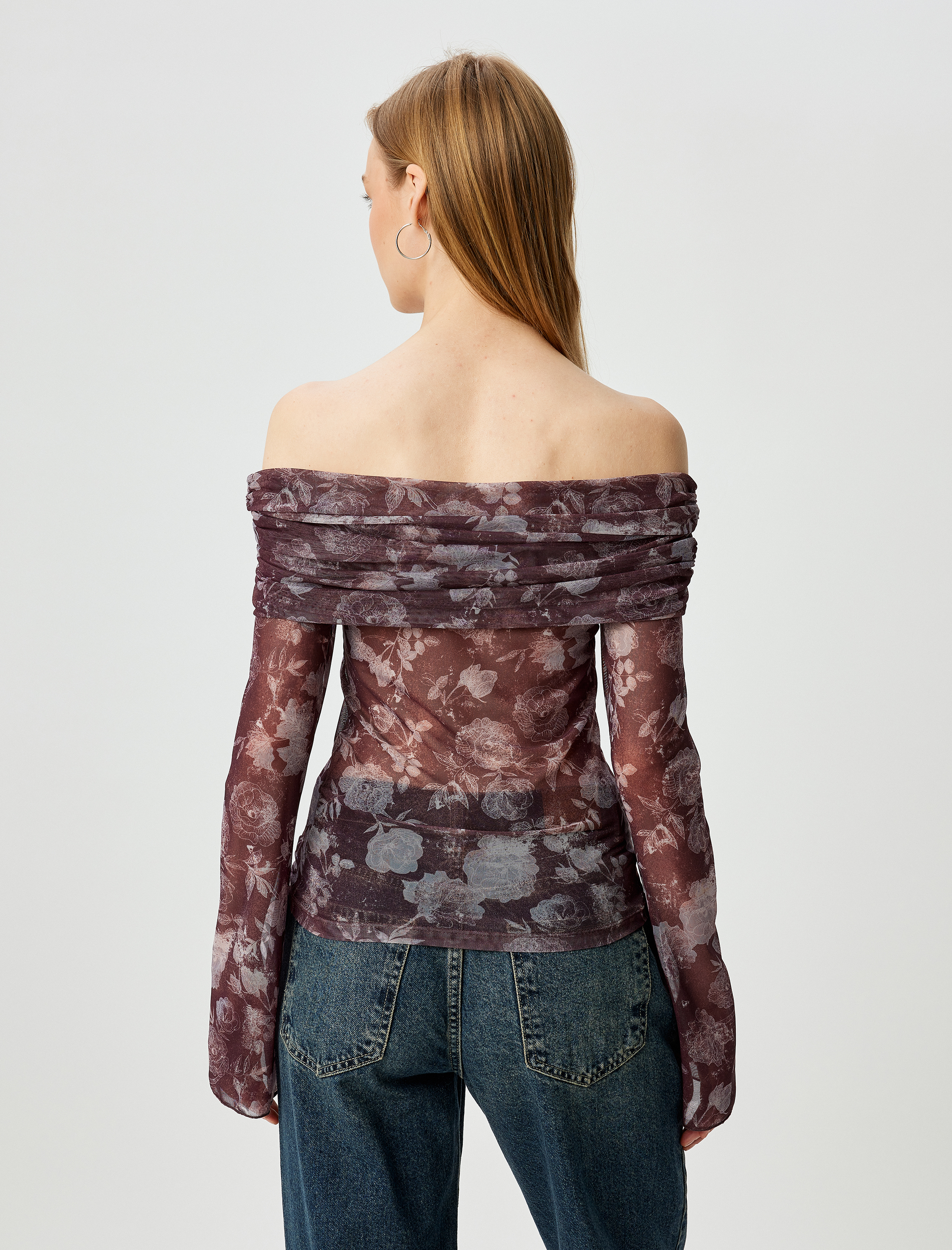   Transparan Bluz Omzu Açık Madonna Yaka Uzun Kollu Çiçek Desenli