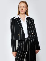 Koton X Sibil Çetinkaya - Crop Blazer Ceket Kruvaze Ters Yaka Düğmeli