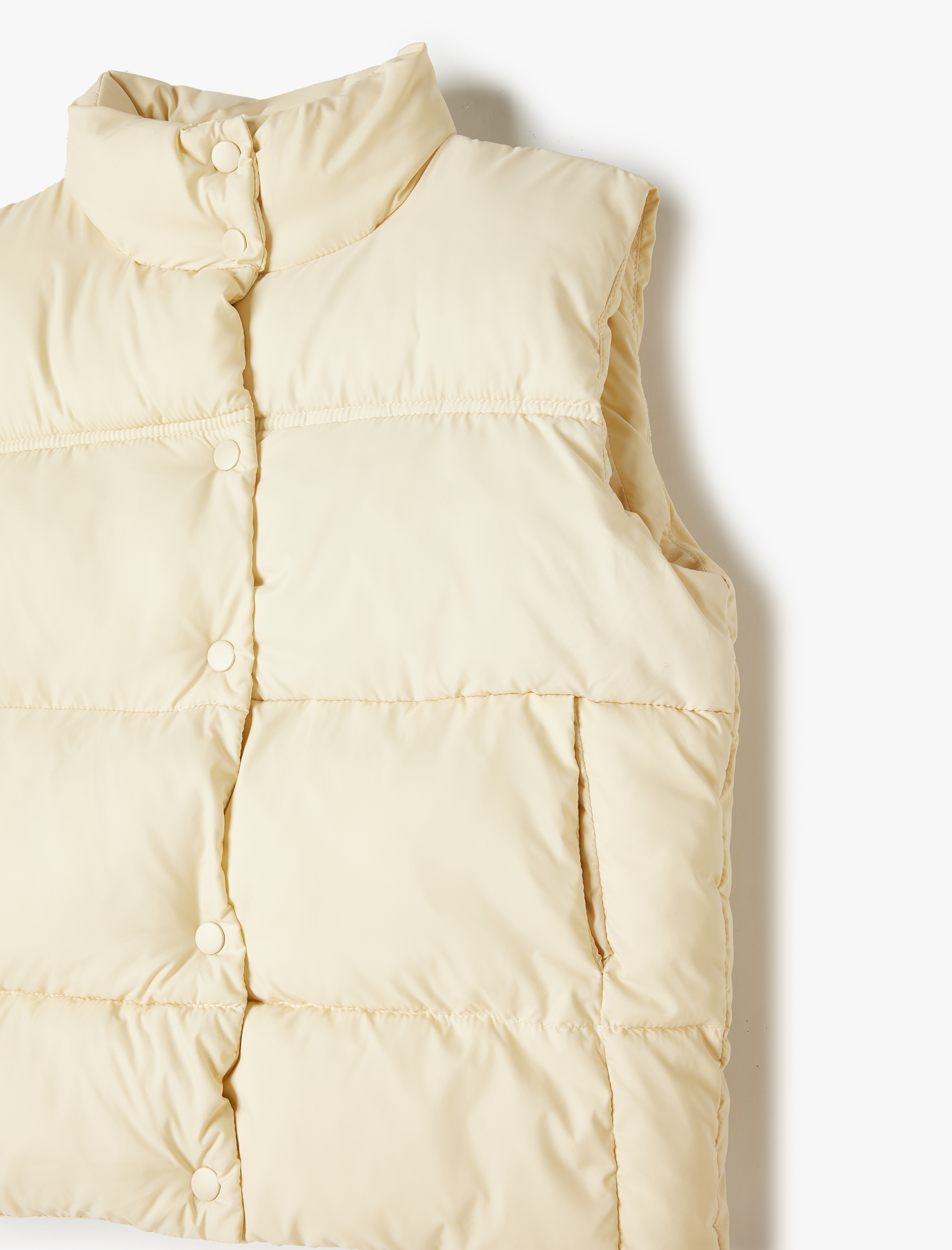  Kız Çocuk Şişme Yelek Dik Yaka Cep Detaylı Çıtçıt Kapamalı