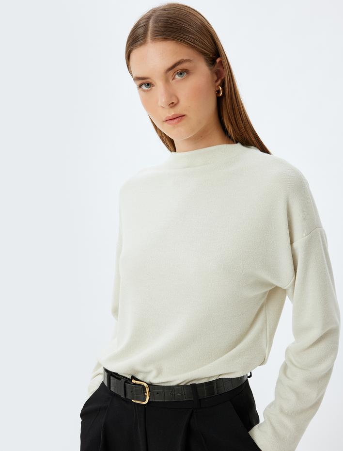  Dik Yaka Parlak Sweatshirt Uzun Kollu