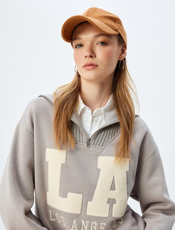  Şardonlu Yarım Fermuarlı Sweatshirt Oversize Kolej Baskılı