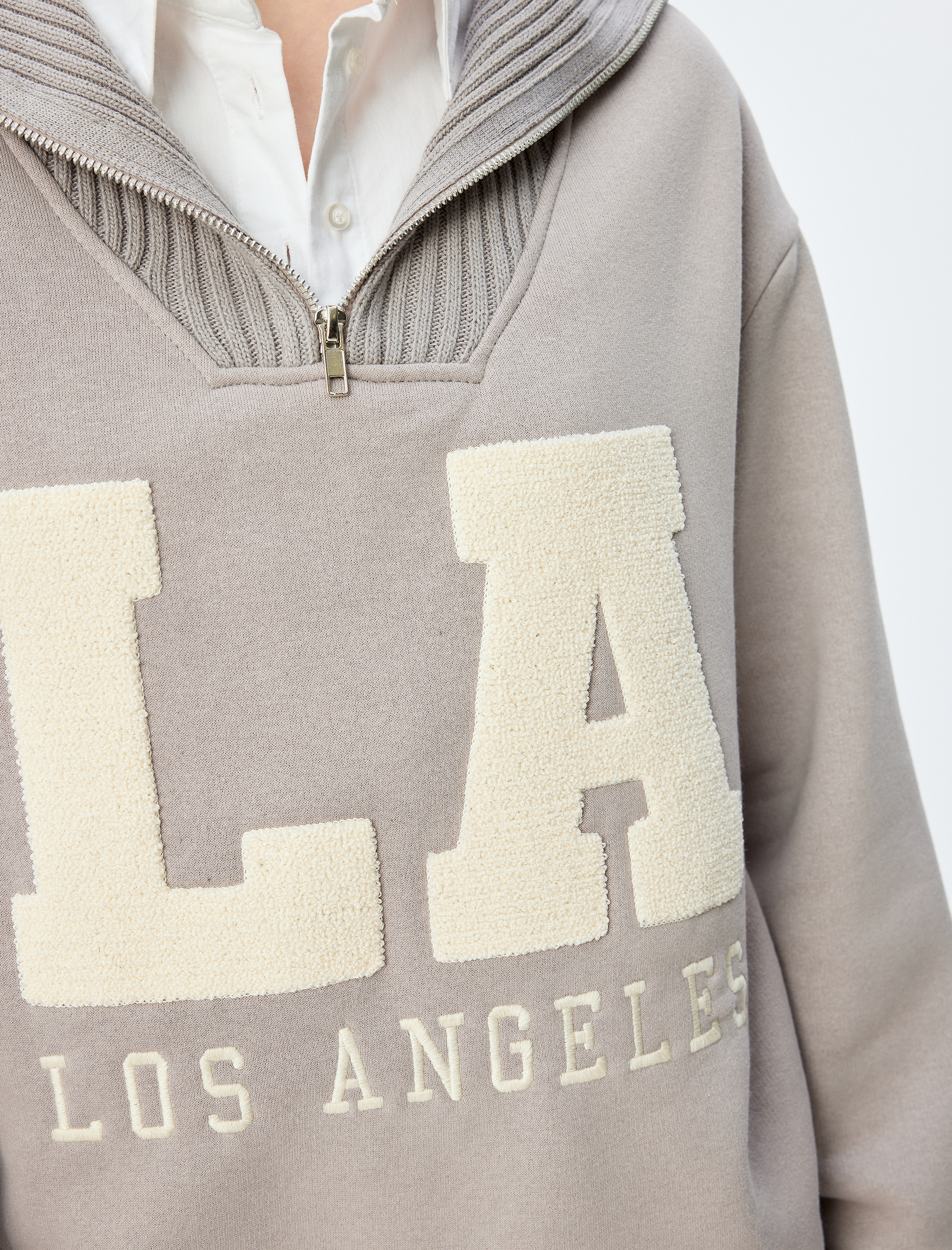   Şardonlu Yarım Fermuarlı Sweatshirt Oversize Kolej Baskılı