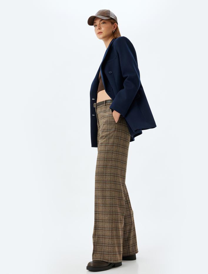  Koton X Sima Tarkan - İspanyol Paça Kumaş Pantolon Slim Fit Kemerli Cepli