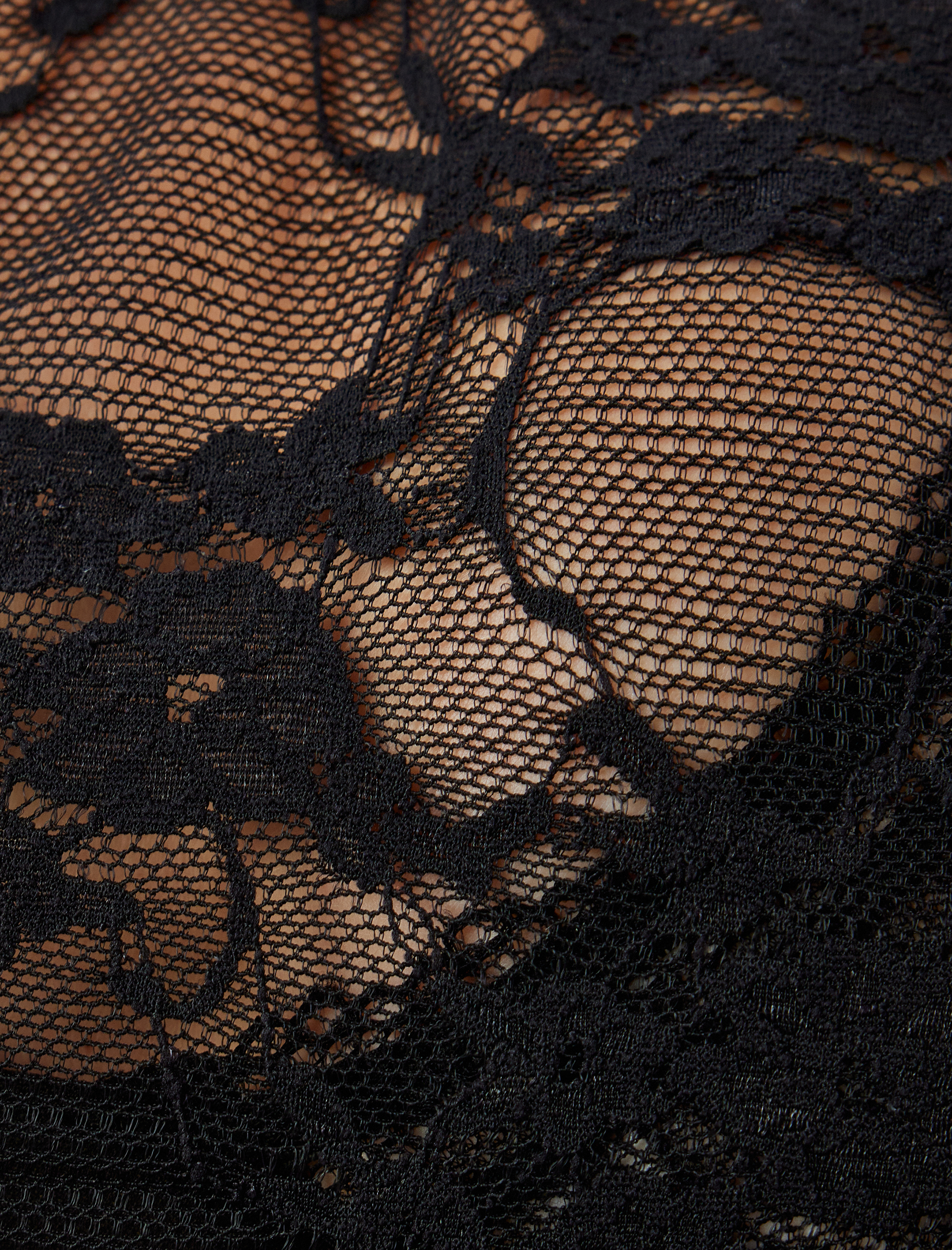   Uzun Kollu Bisiklet Yaka Transparan Tül Dantel Tişört